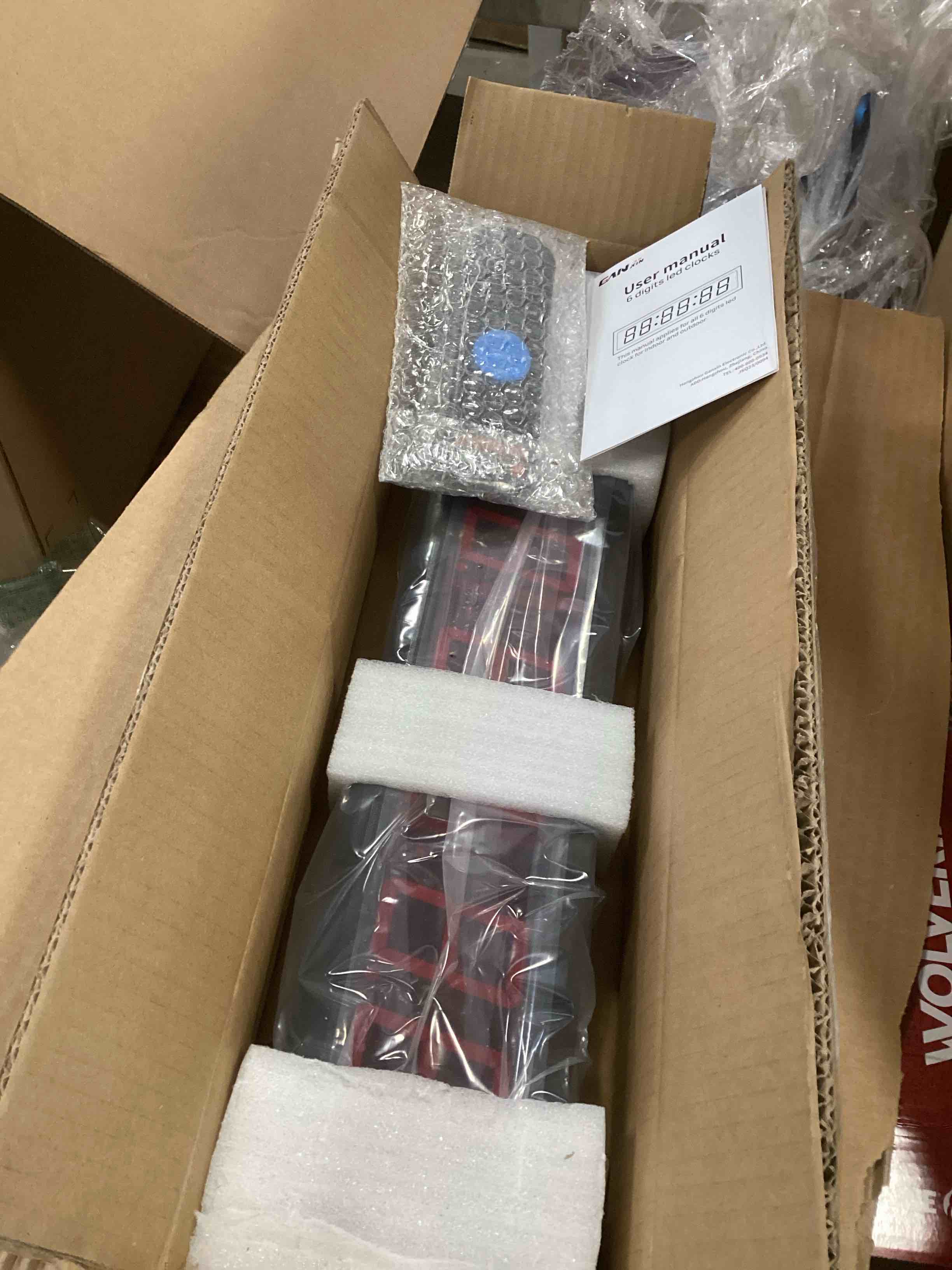 https://s3.amazonaws.com/lotting-images-prod/bidfta/TEA1295077_1741114643355.jpeg