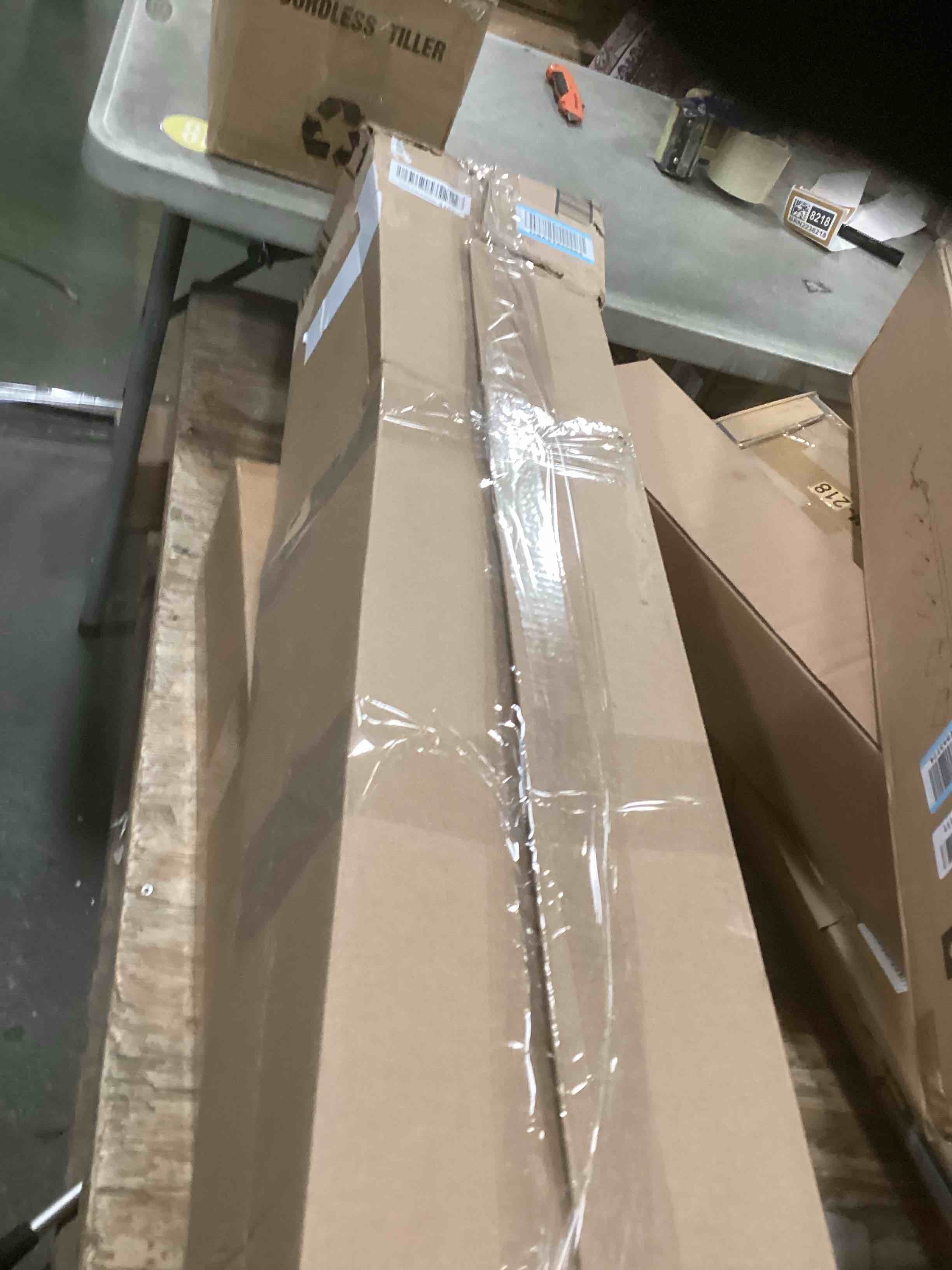 https://s3.amazonaws.com/lotting-images-prod/bidfta/TEA1295708_1741608946338.jpeg