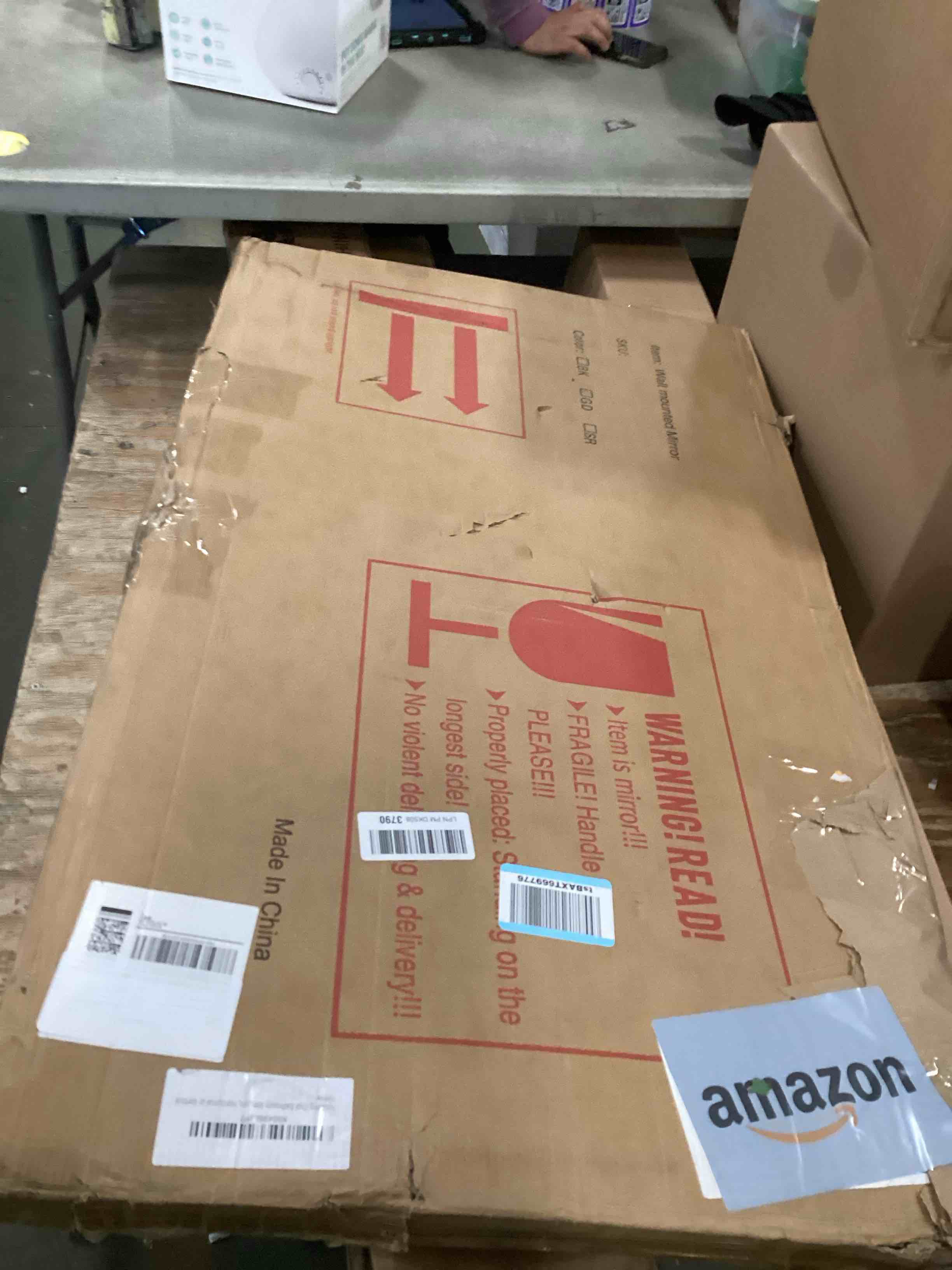 https://s3.amazonaws.com/lotting-images-prod/bidfta/TEA1295986_1741704207324.jpeg