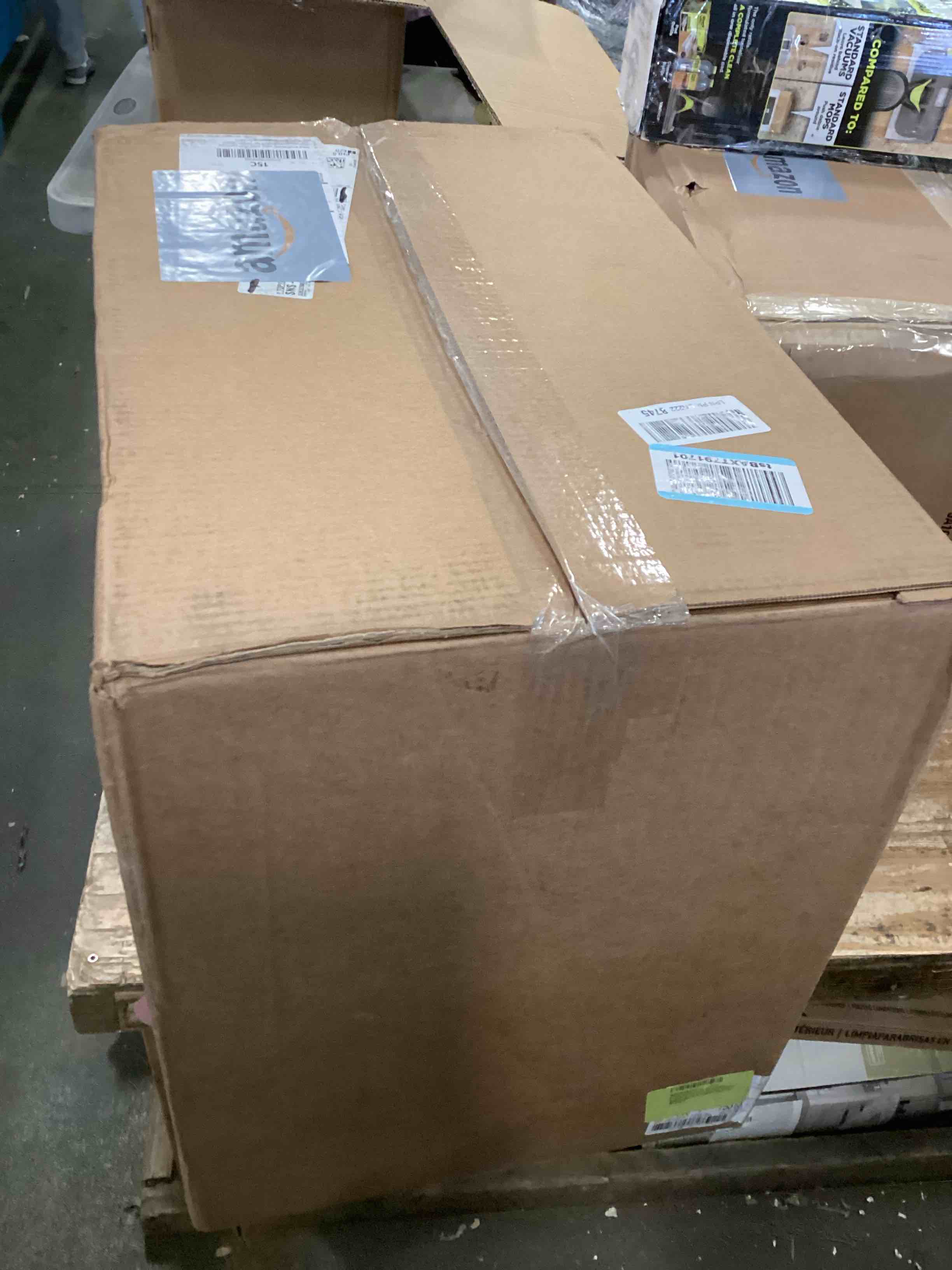 https://s3.amazonaws.com/lotting-images-prod/bidfta/TEA1296005_1741707274731.jpeg