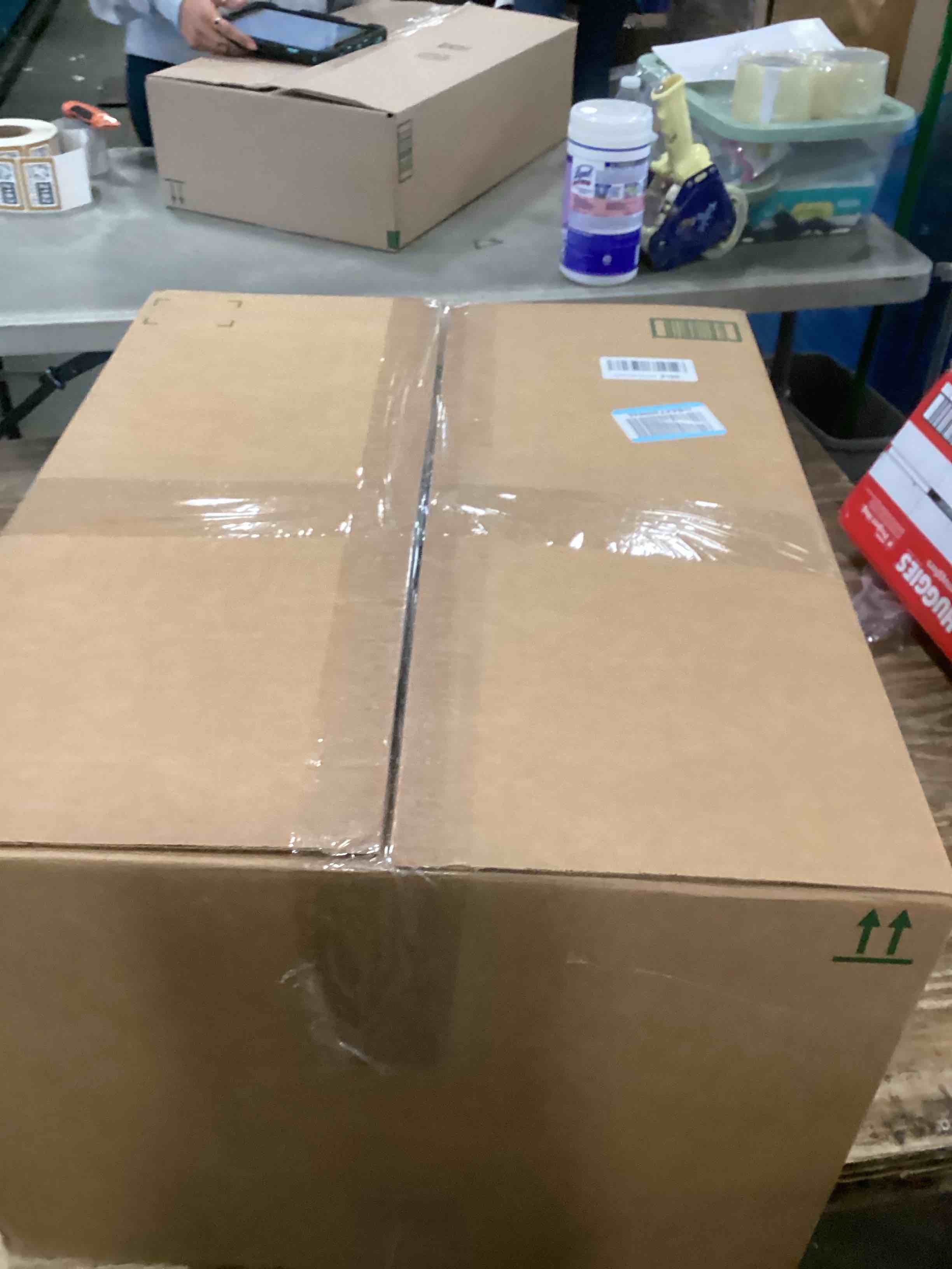 https://s3.amazonaws.com/lotting-images-prod/bidfta/TEA1296316_1741809702557.jpeg
