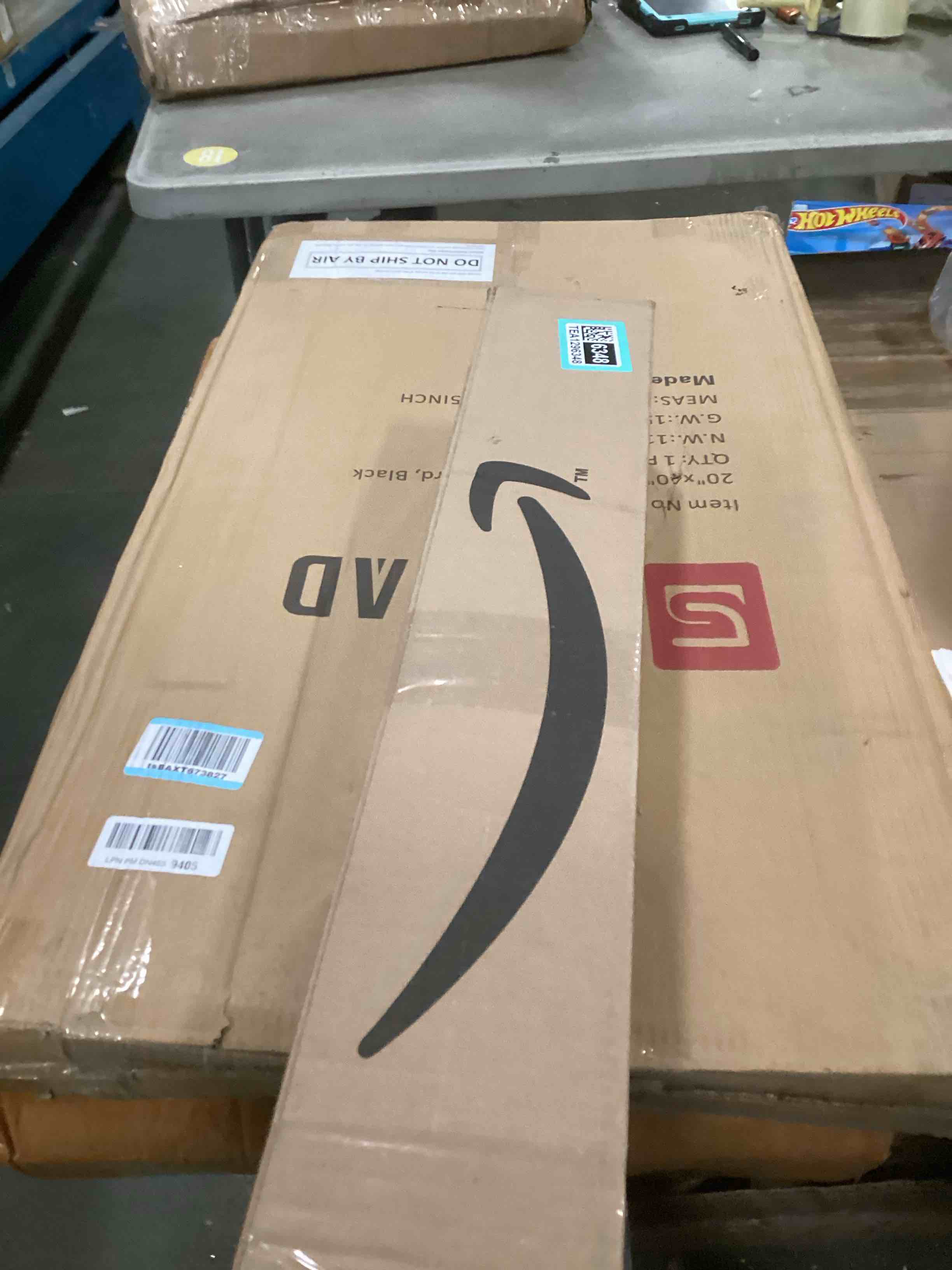 https://s3.amazonaws.com/lotting-images-prod/bidfta/TEA1296348_1741869983016.jpeg