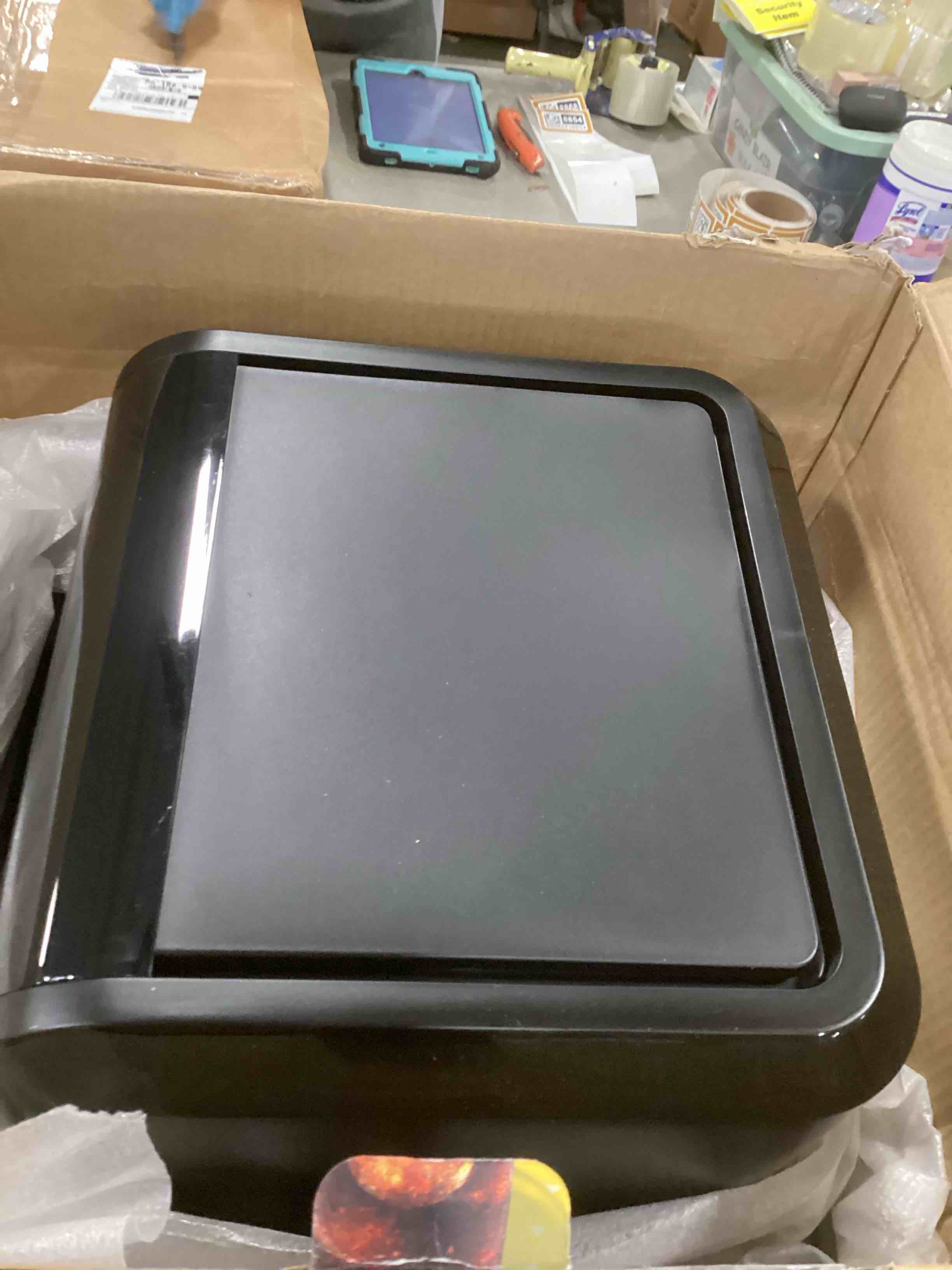 https://s3.amazonaws.com/lotting-images-prod/bidfta/TEA1296376_1741873346887.jpeg