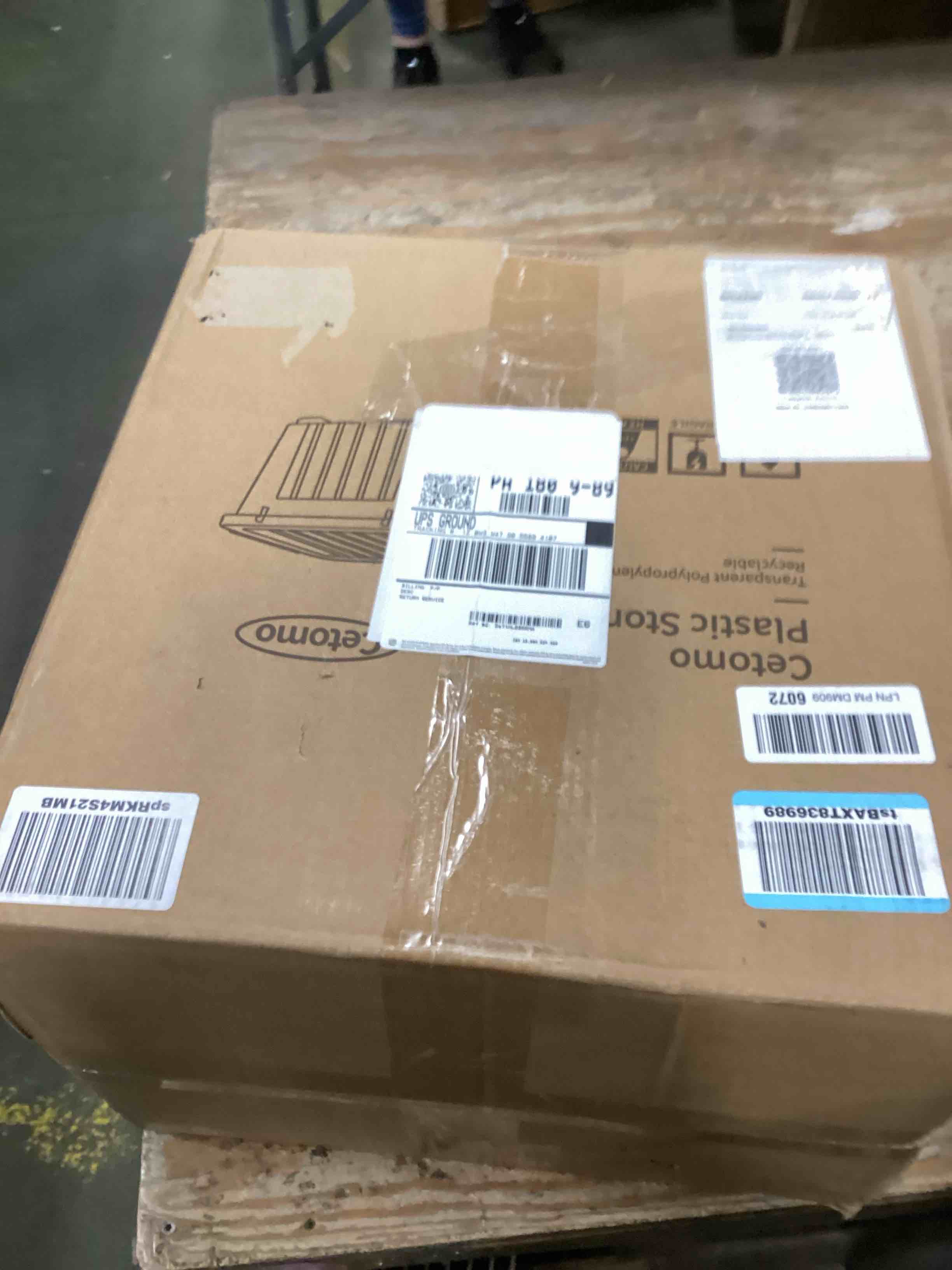 https://s3.amazonaws.com/lotting-images-prod/bidfta/TEA1296624_1741968763823.jpeg