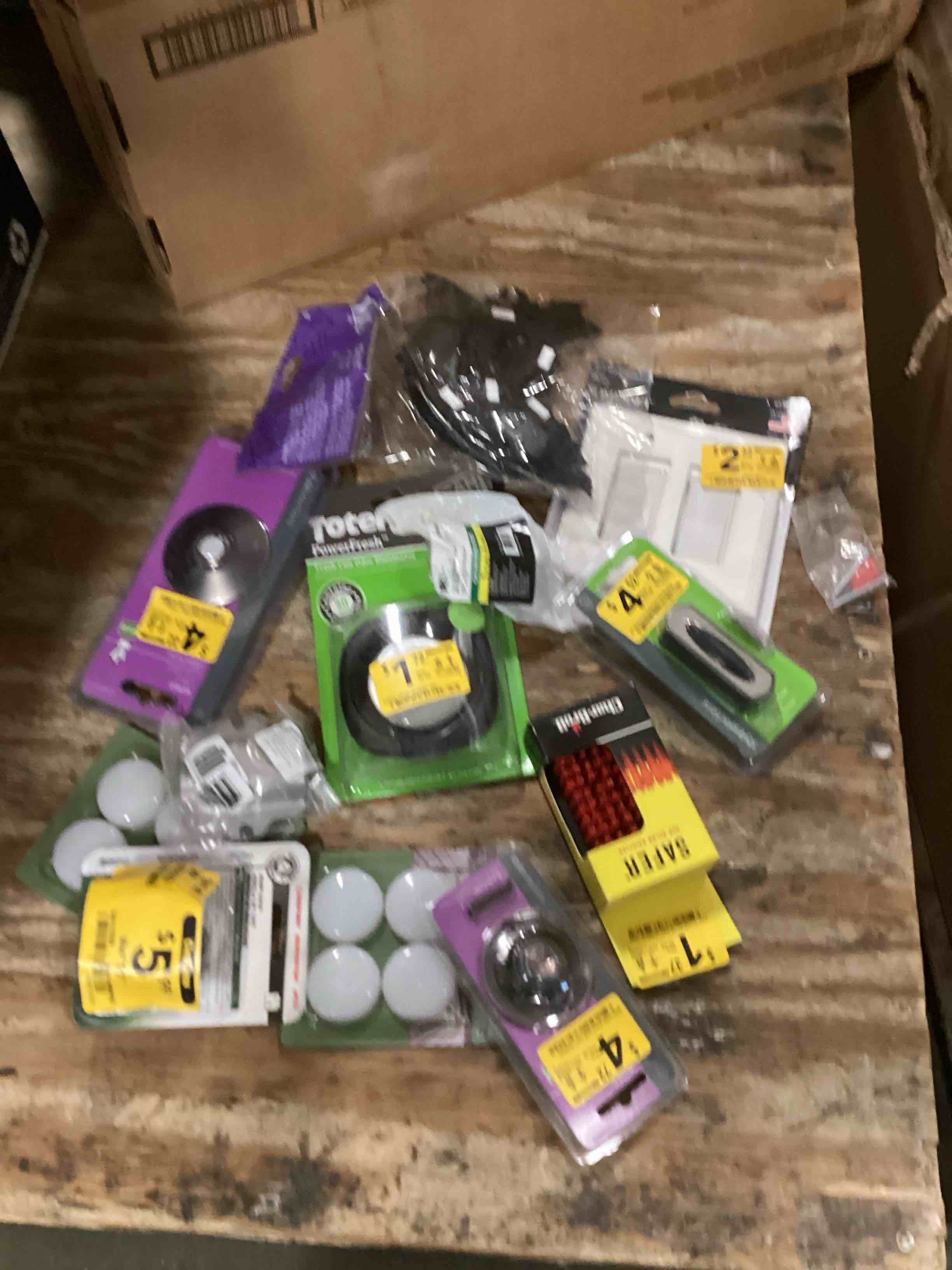 https://s3.amazonaws.com/lotting-images-prod/bidfta/TEA1296916_1742301348729.jpeg