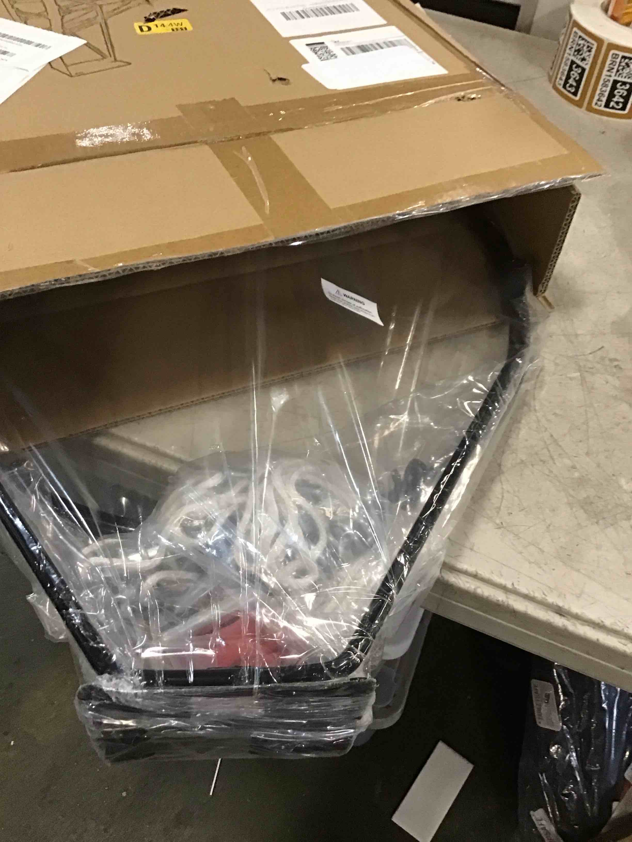 https://s3.amazonaws.com/lotting-images-prod/bidfta/TEA1297236_1740675189051.jpeg