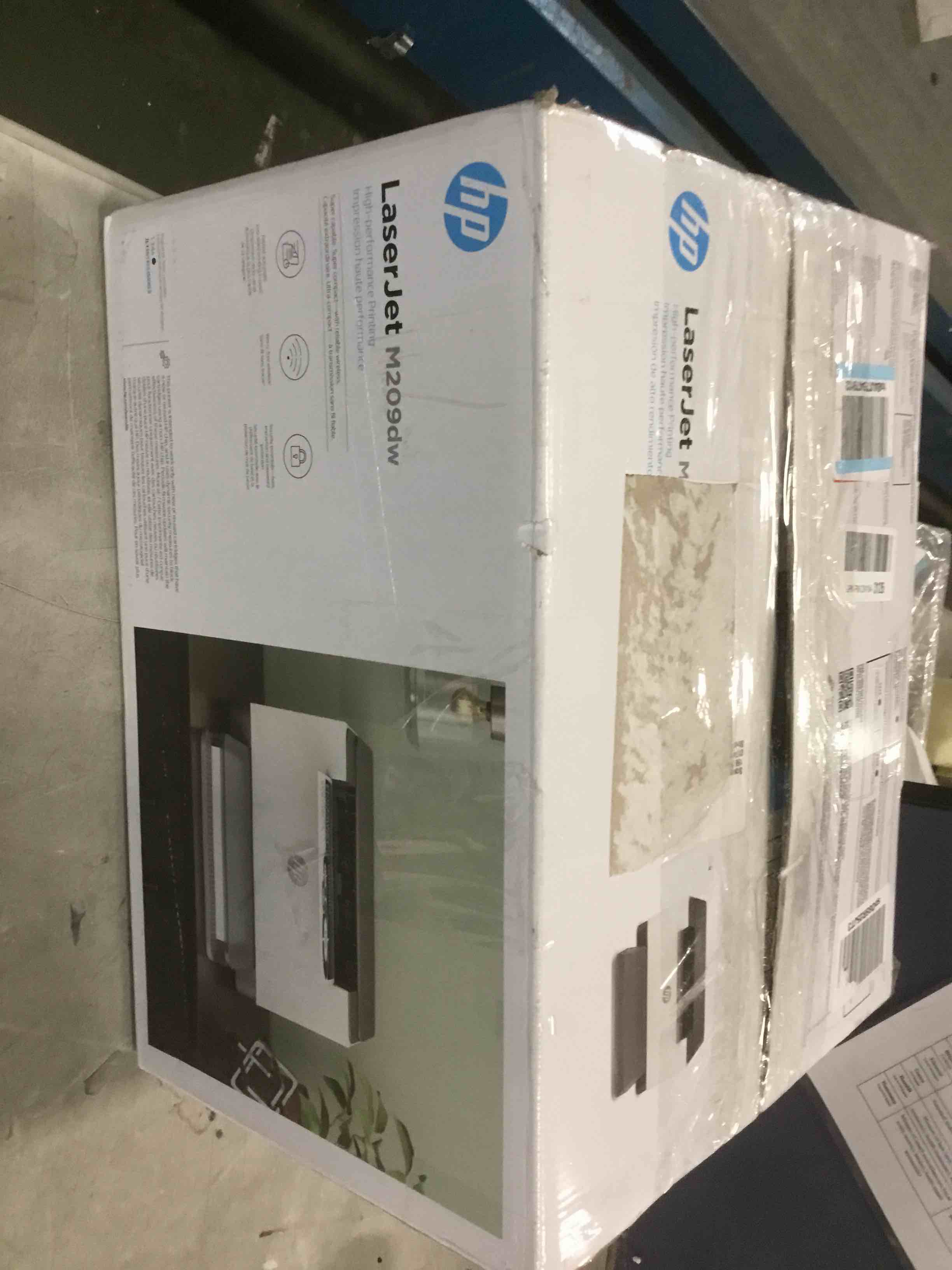 https://s3.amazonaws.com/lotting-images-prod/bidfta/TEA1297561_1741008935781.jpeg