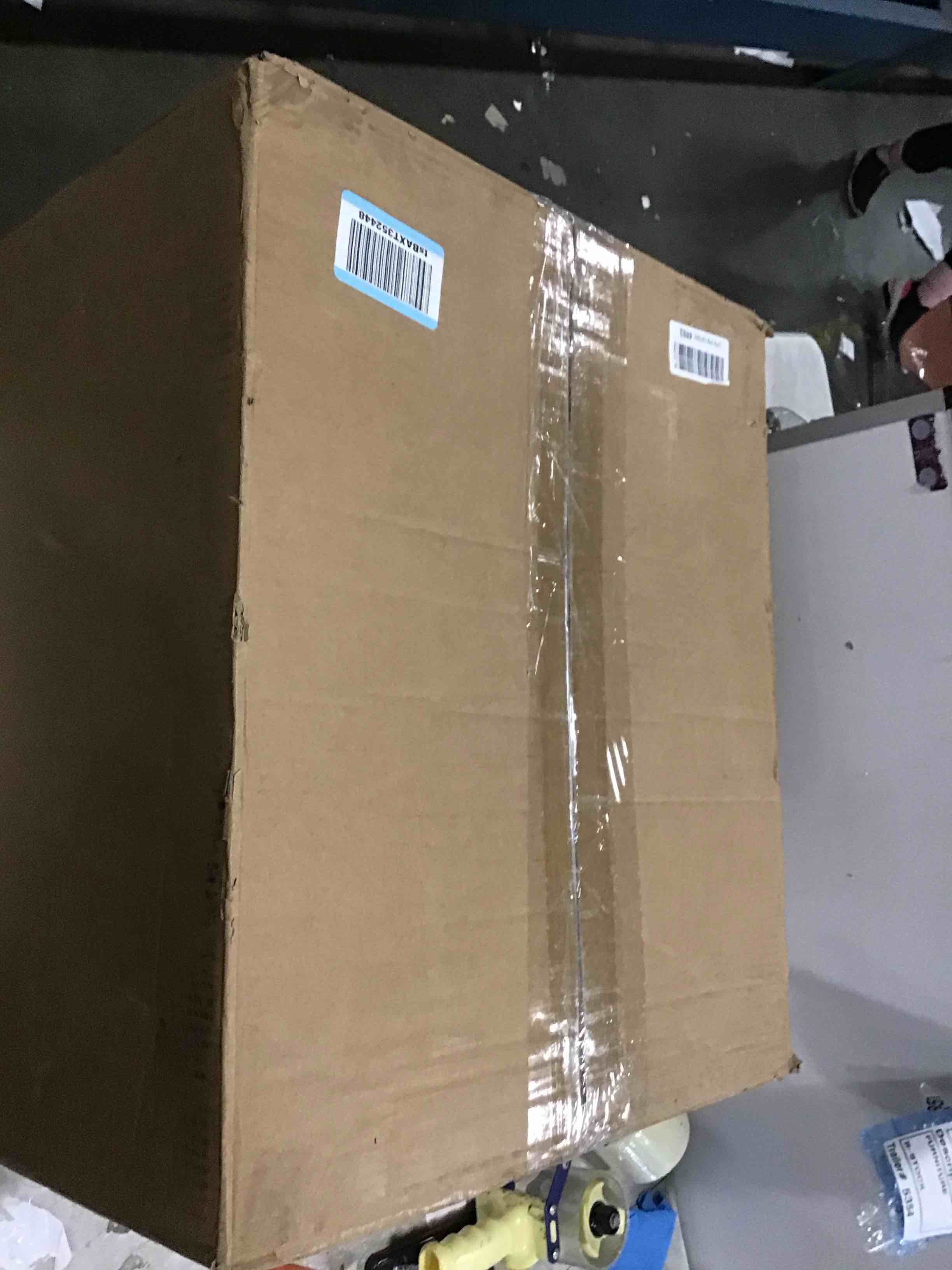 https://s3.amazonaws.com/lotting-images-prod/bidfta/TEA1298246_1741202368645.jpeg