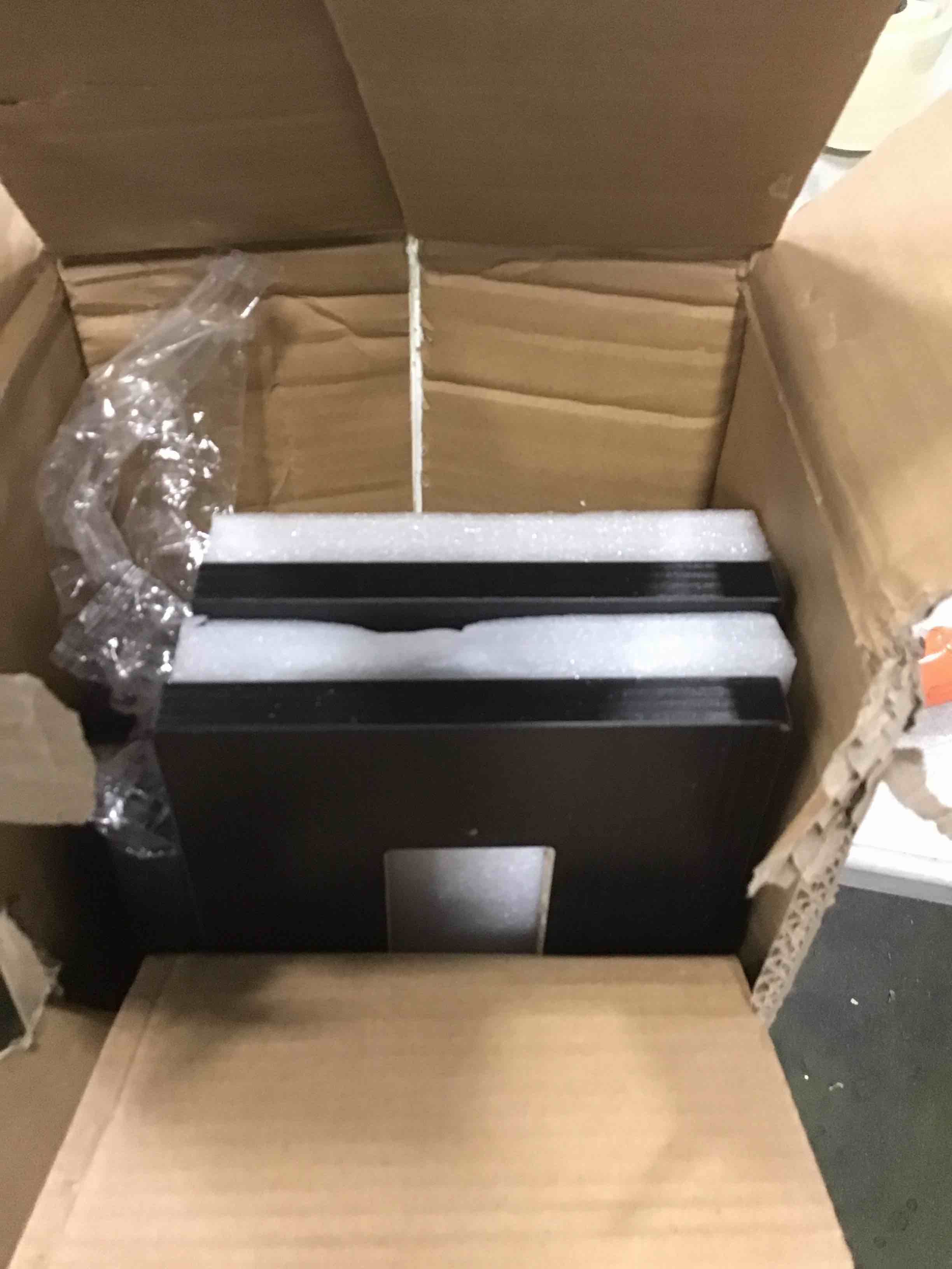 https://s3.amazonaws.com/lotting-images-prod/bidfta/TEA1298462_1741281173197.jpeg