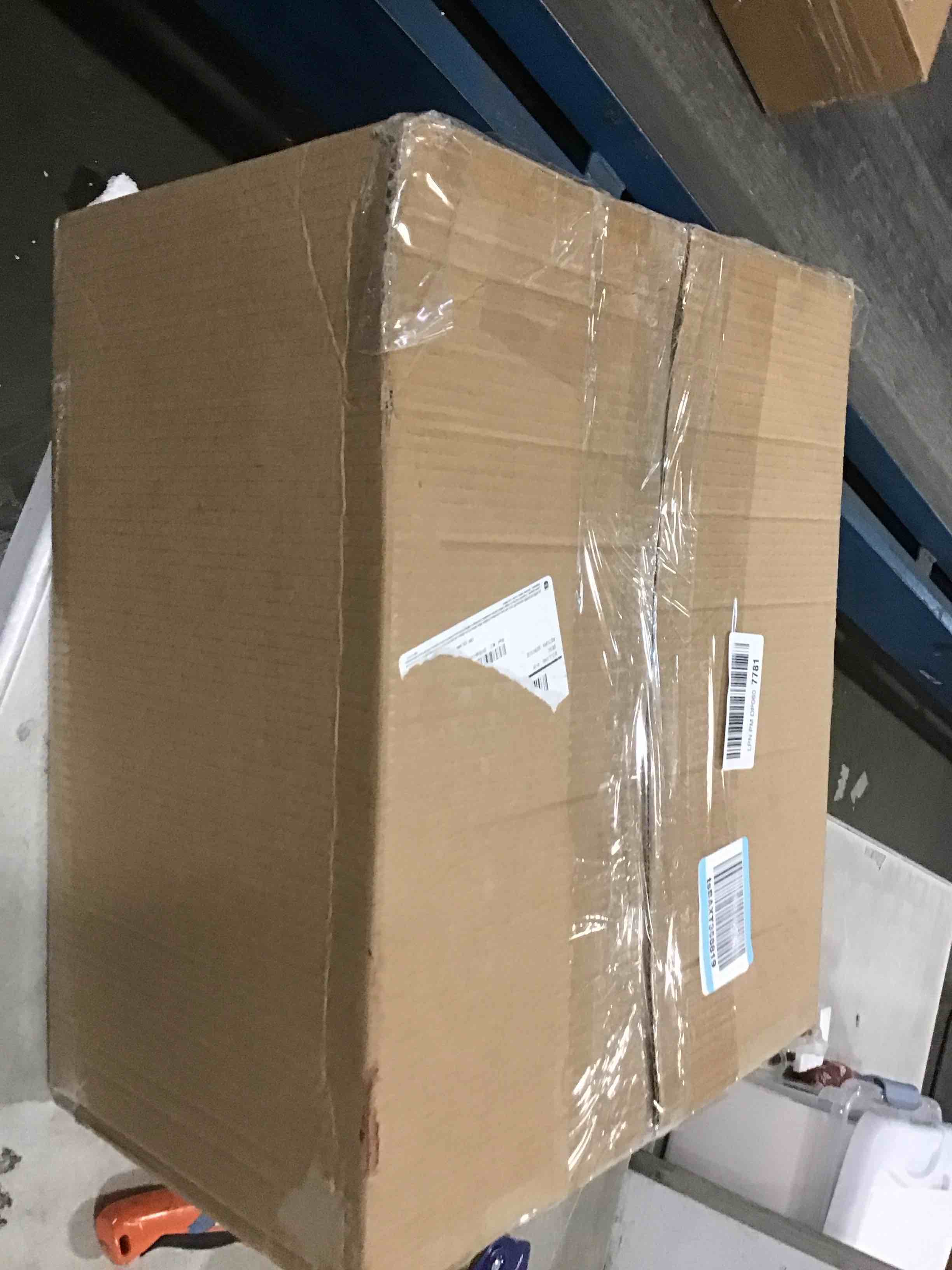 https://s3.amazonaws.com/lotting-images-prod/bidfta/TEA1298659_1741364359157.jpeg