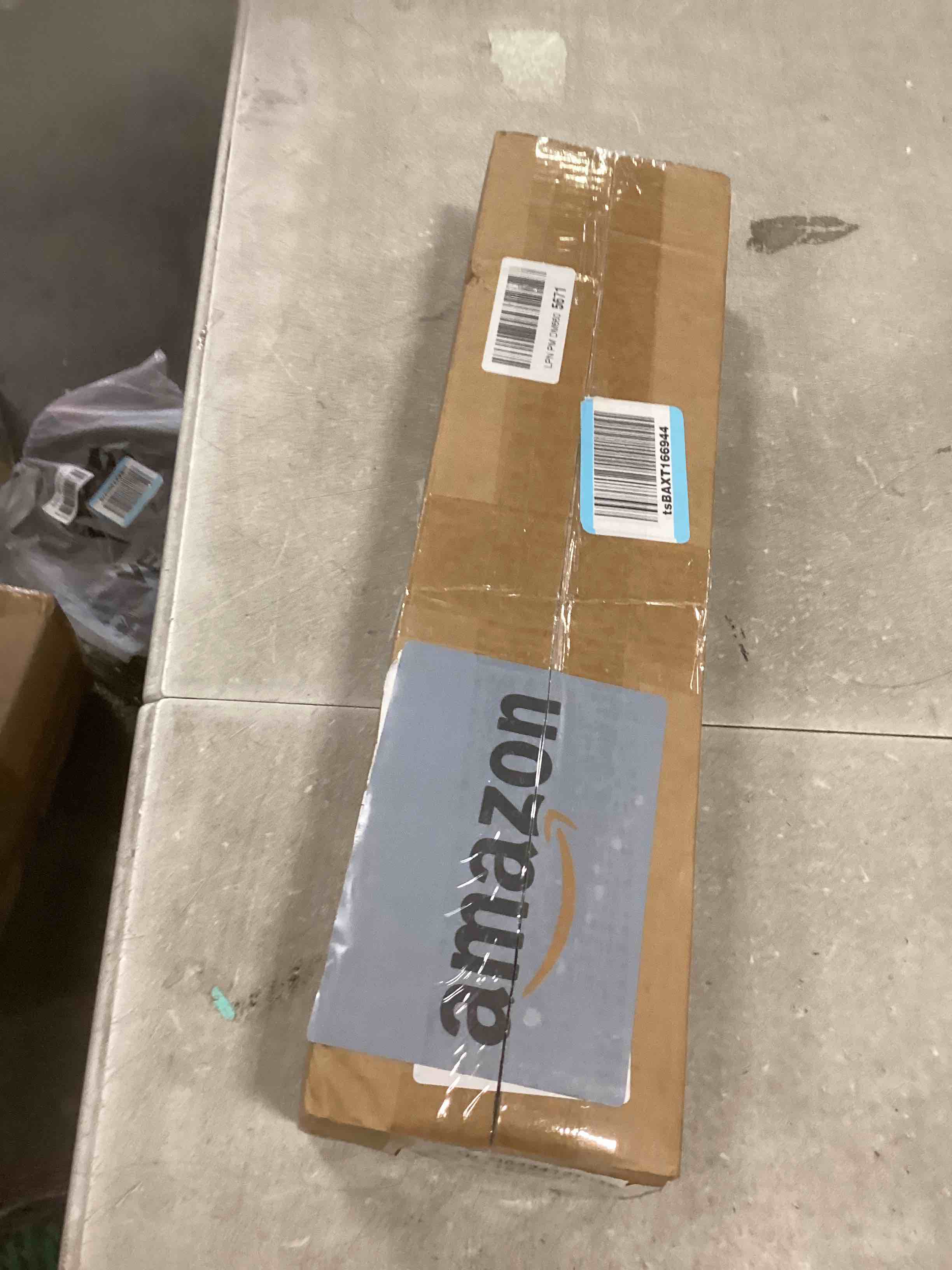 https://s3.amazonaws.com/lotting-images-prod/bidfta/TEA1300341_1741192629261.jpeg