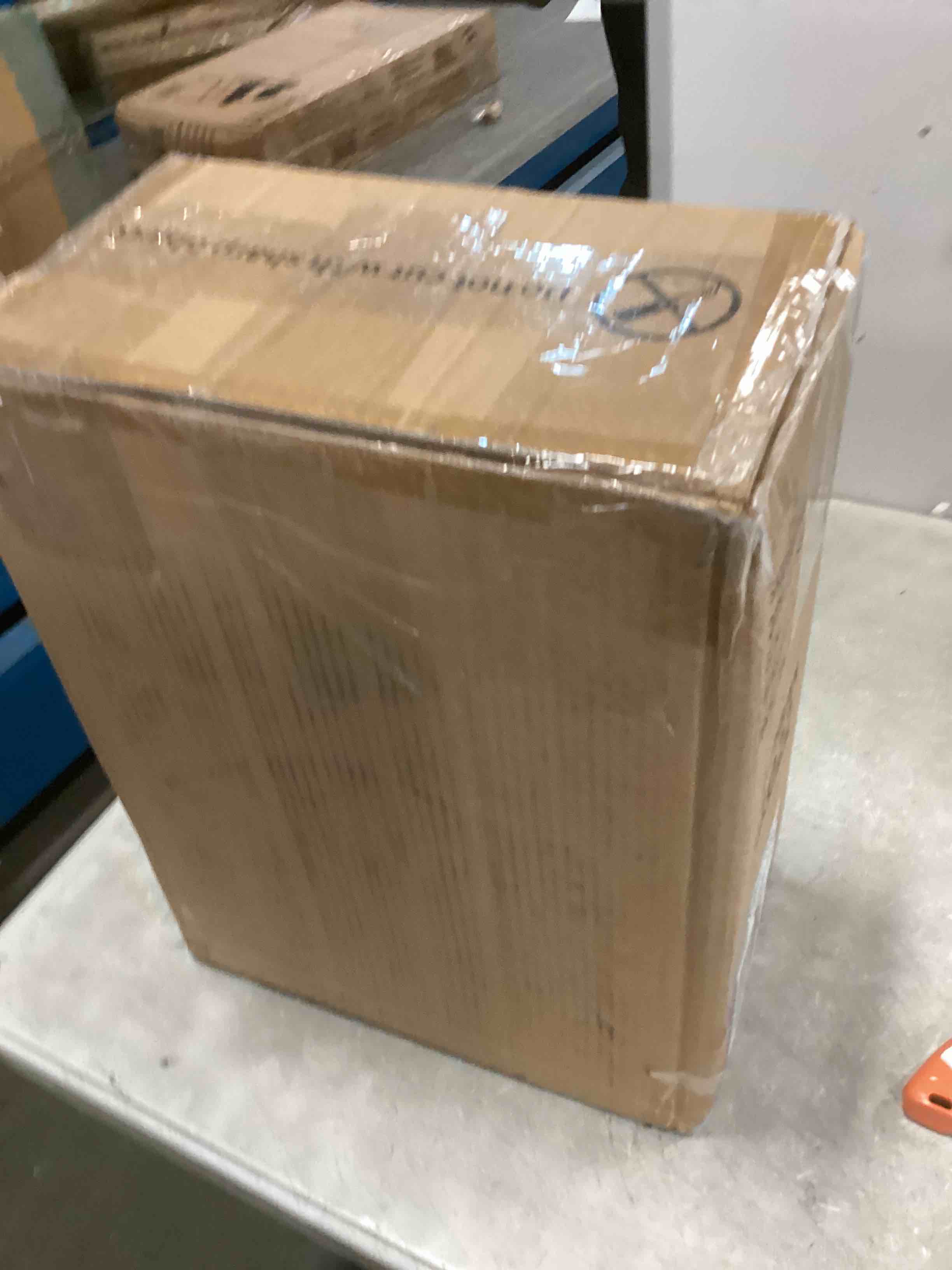 https://s3.amazonaws.com/lotting-images-prod/bidfta/TEA1300530_1741276289777.jpeg