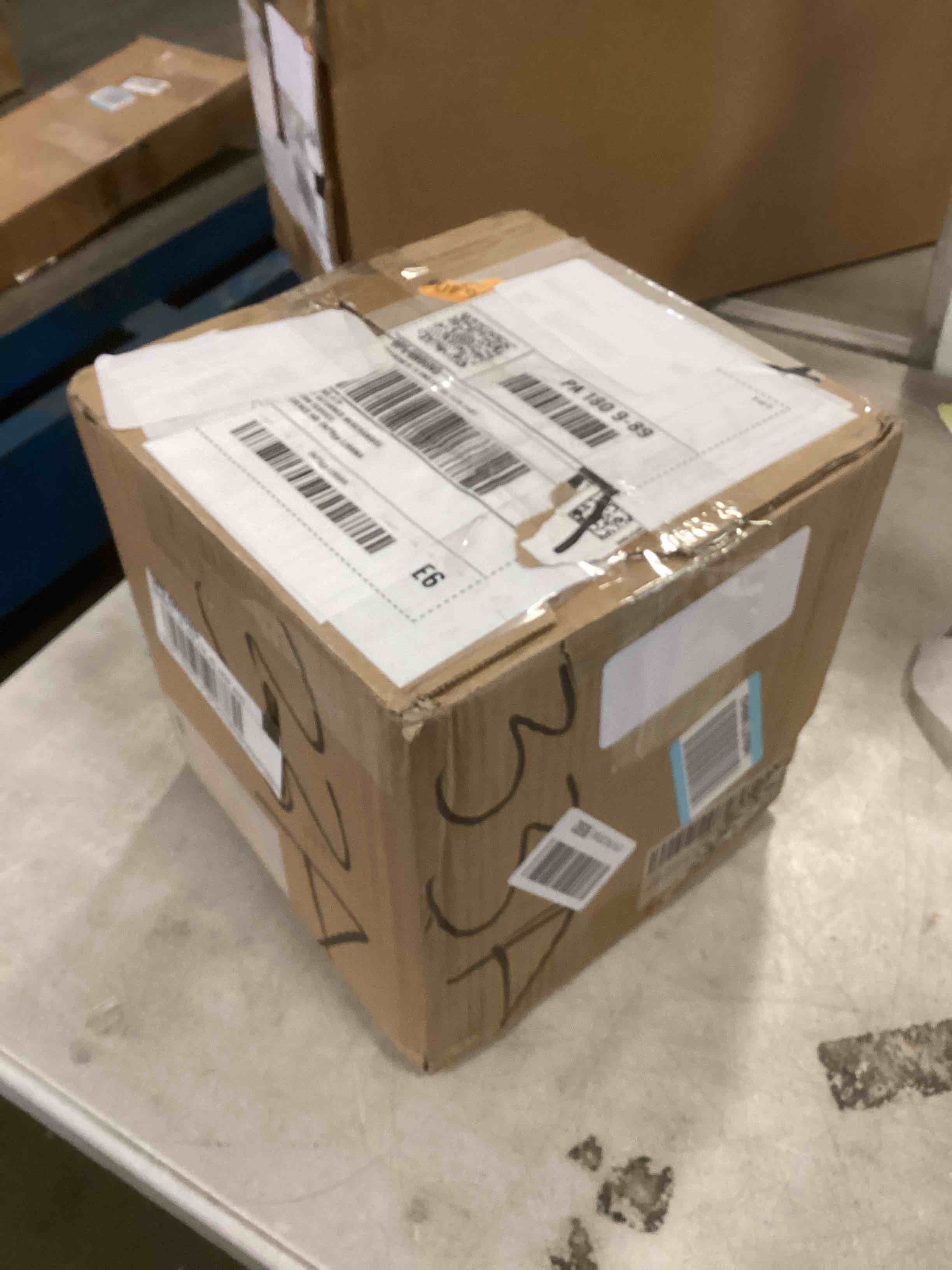https://s3.amazonaws.com/lotting-images-prod/bidfta/TEA1301001_1741623559717.jpeg