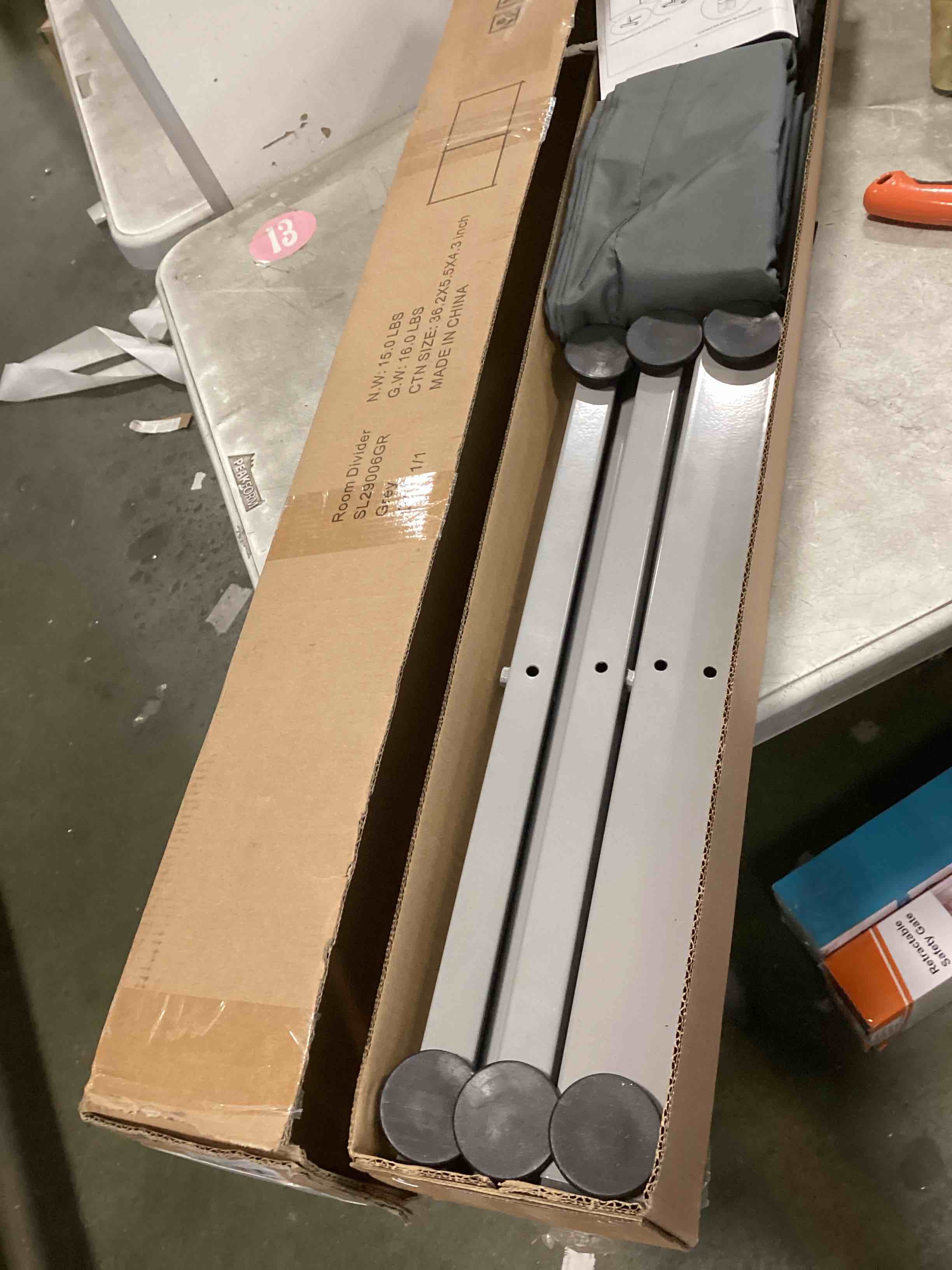 https://s3.amazonaws.com/lotting-images-prod/bidfta/TEA1301600_1741977383385.jpeg
