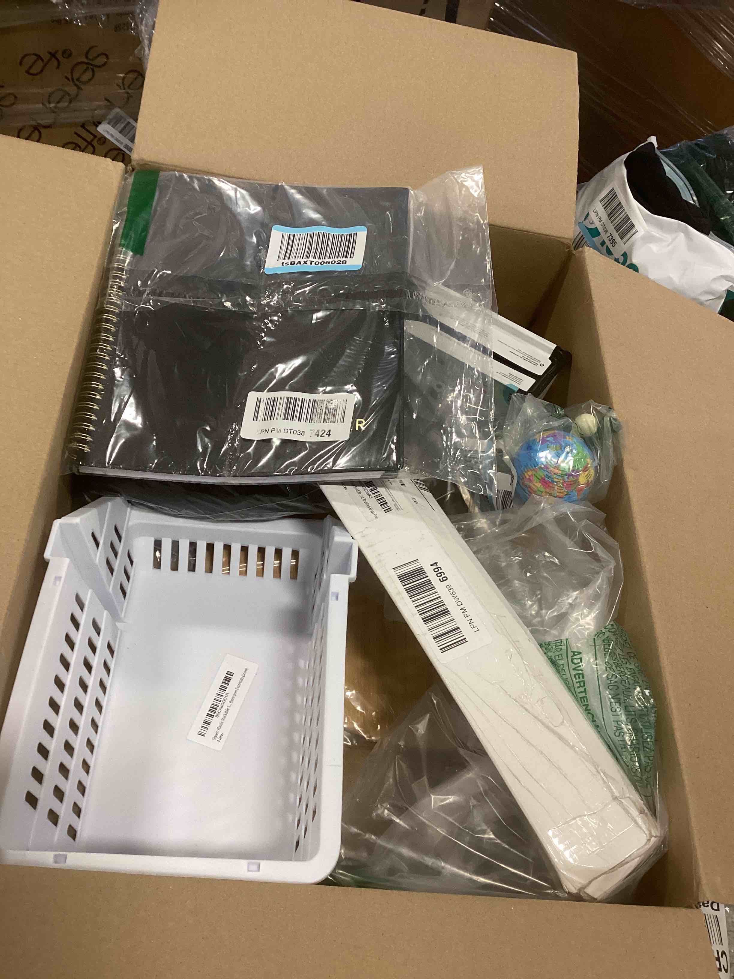 https://s3.amazonaws.com/lotting-images-prod/bidfta/TEA1302828_1742830129933.jpeg