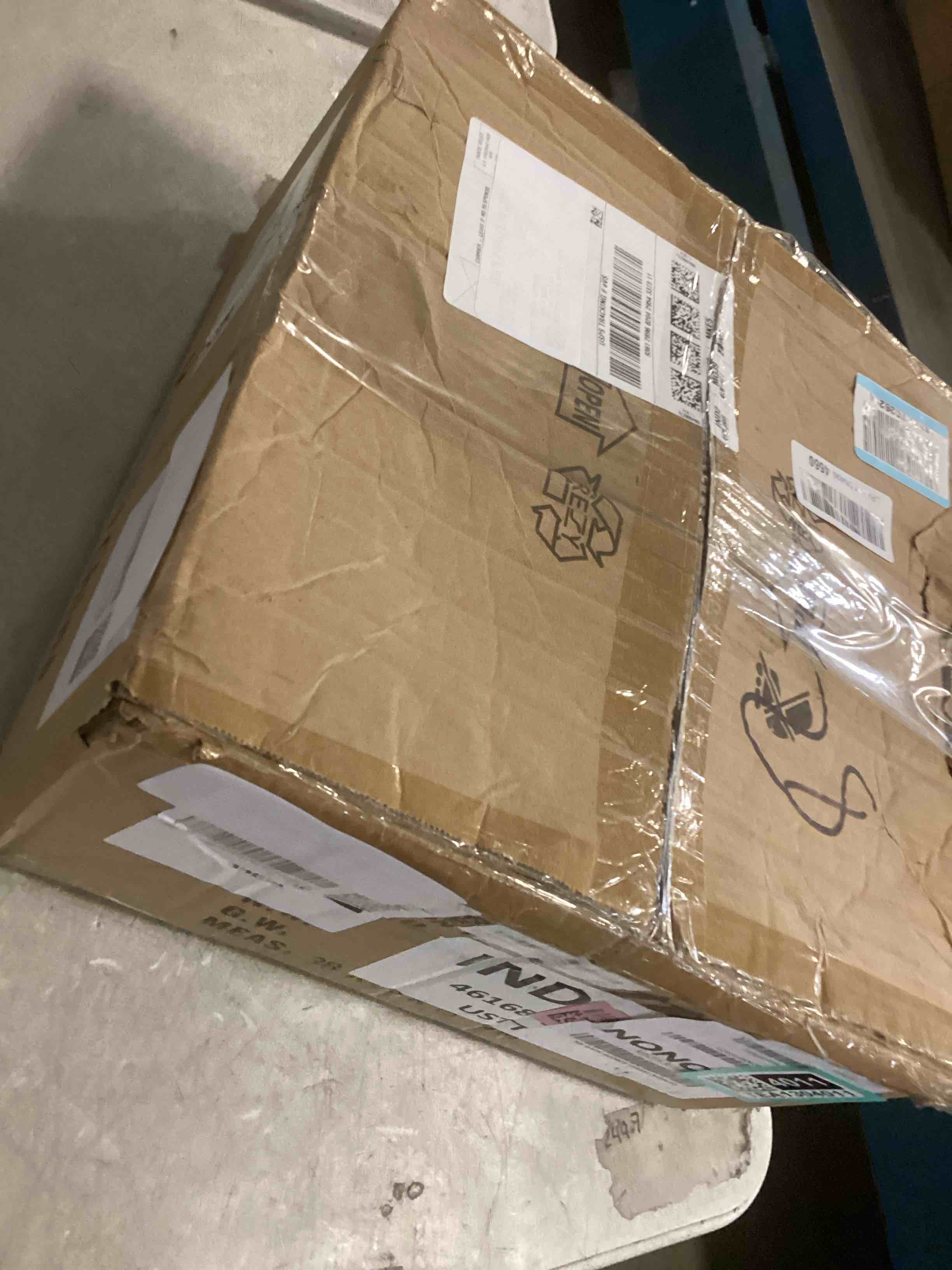 https://s3.amazonaws.com/lotting-images-prod/bidfta/TEA1304011_1741107994594.jpeg