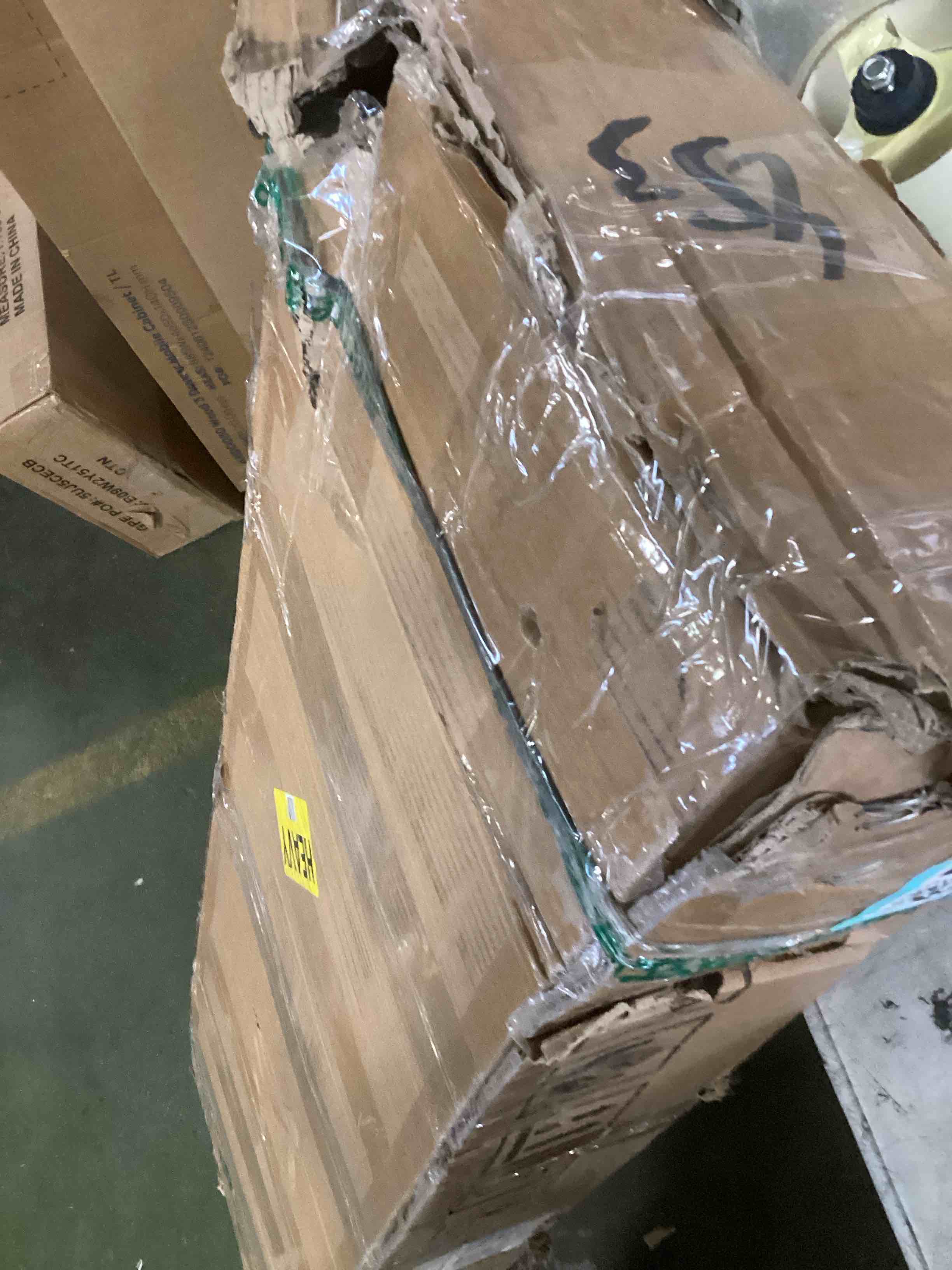 https://s3.amazonaws.com/lotting-images-prod/bidfta/TEA1304098_1741114878113.jpeg