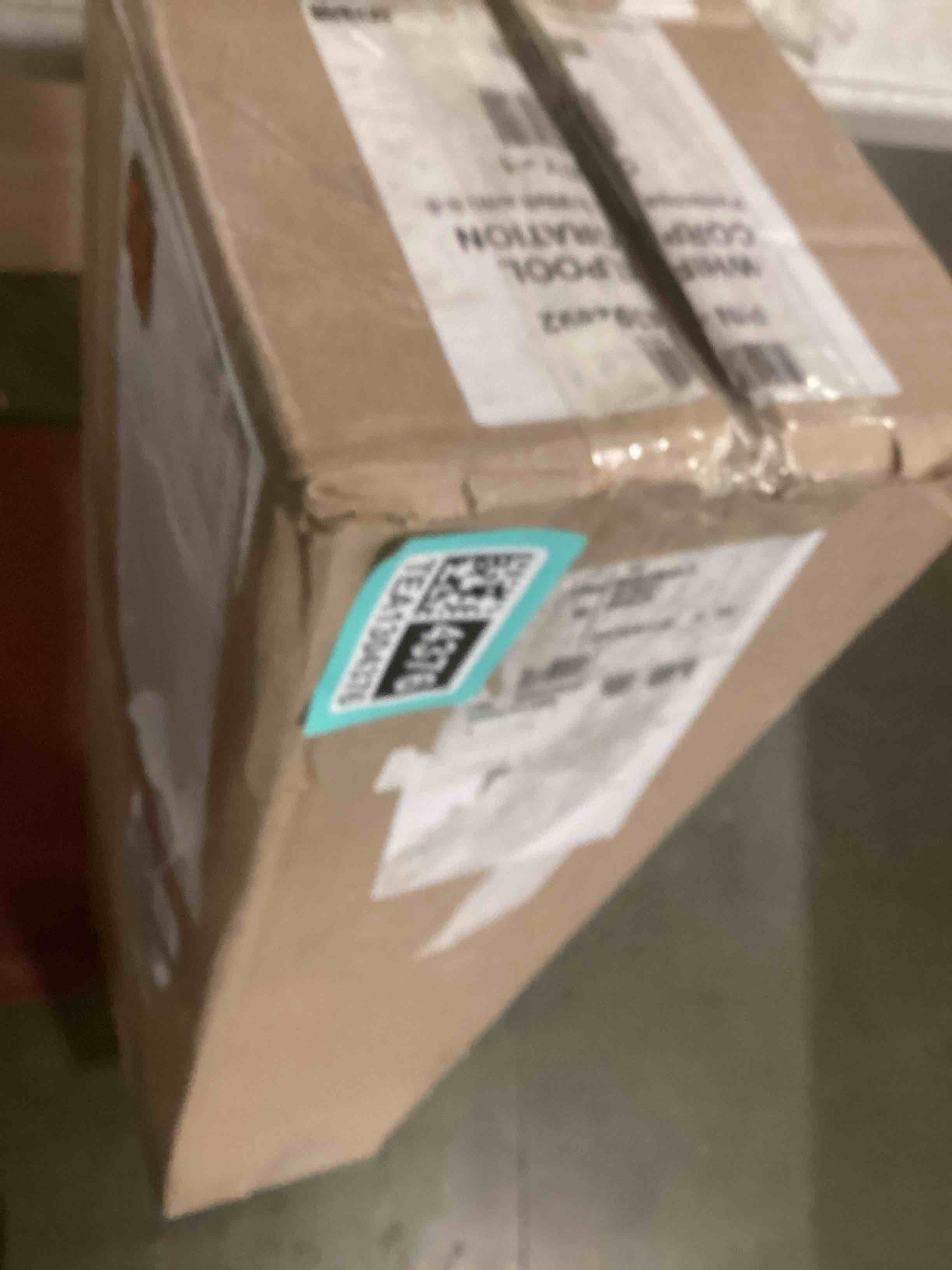 https://s3.amazonaws.com/lotting-images-prod/bidfta/TEA1304376_1741267556746.jpeg