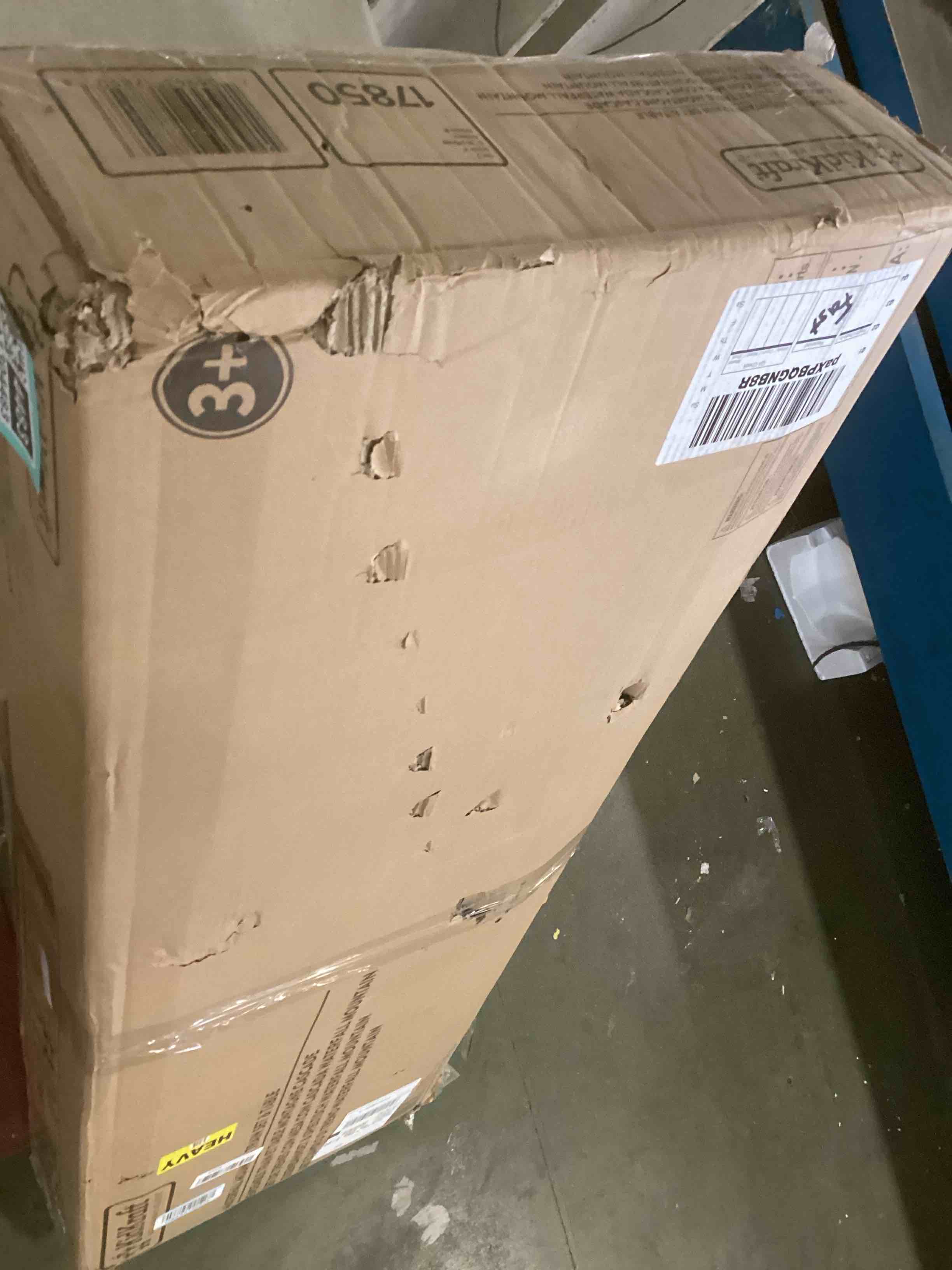 https://s3.amazonaws.com/lotting-images-prod/bidfta/TEA1304483_1741281851462.jpeg