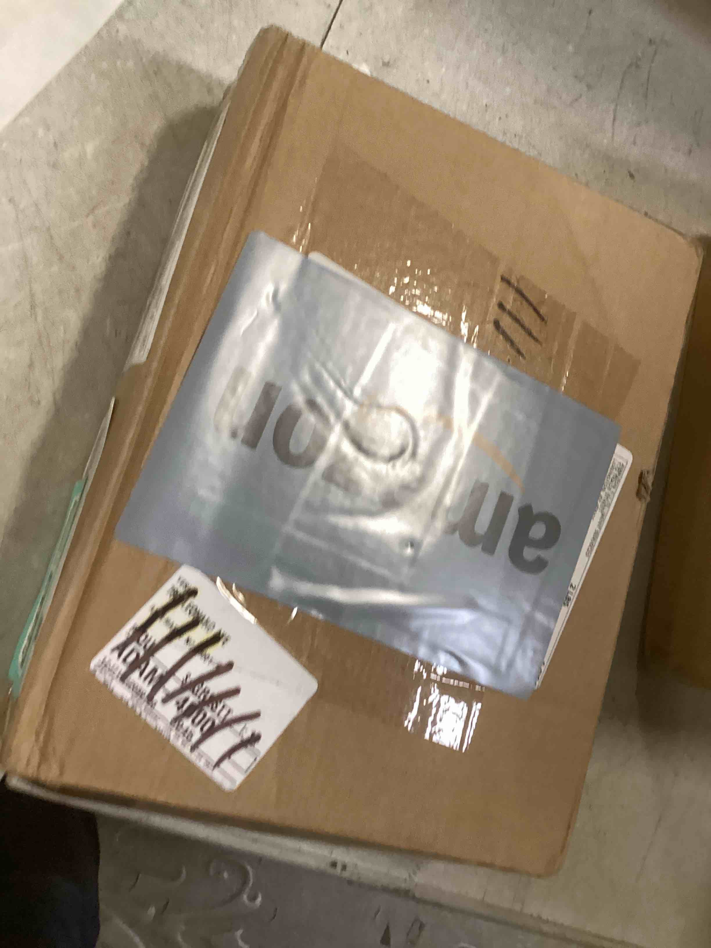 https://s3.amazonaws.com/lotting-images-prod/bidfta/TEA1305169_1741704761810.jpeg