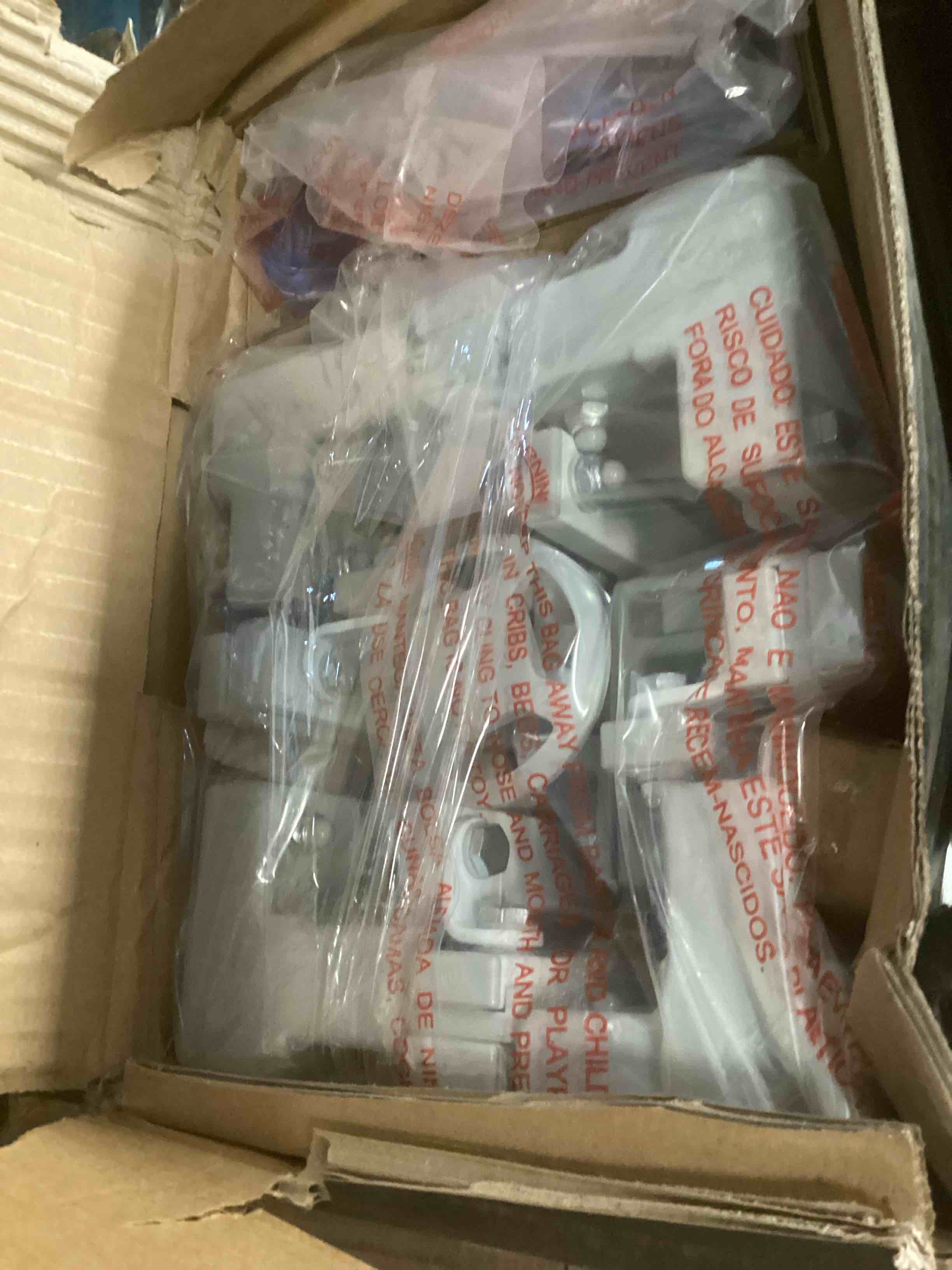 https://s3.amazonaws.com/lotting-images-prod/bidfta/TEA1305220_1741709913847.jpeg