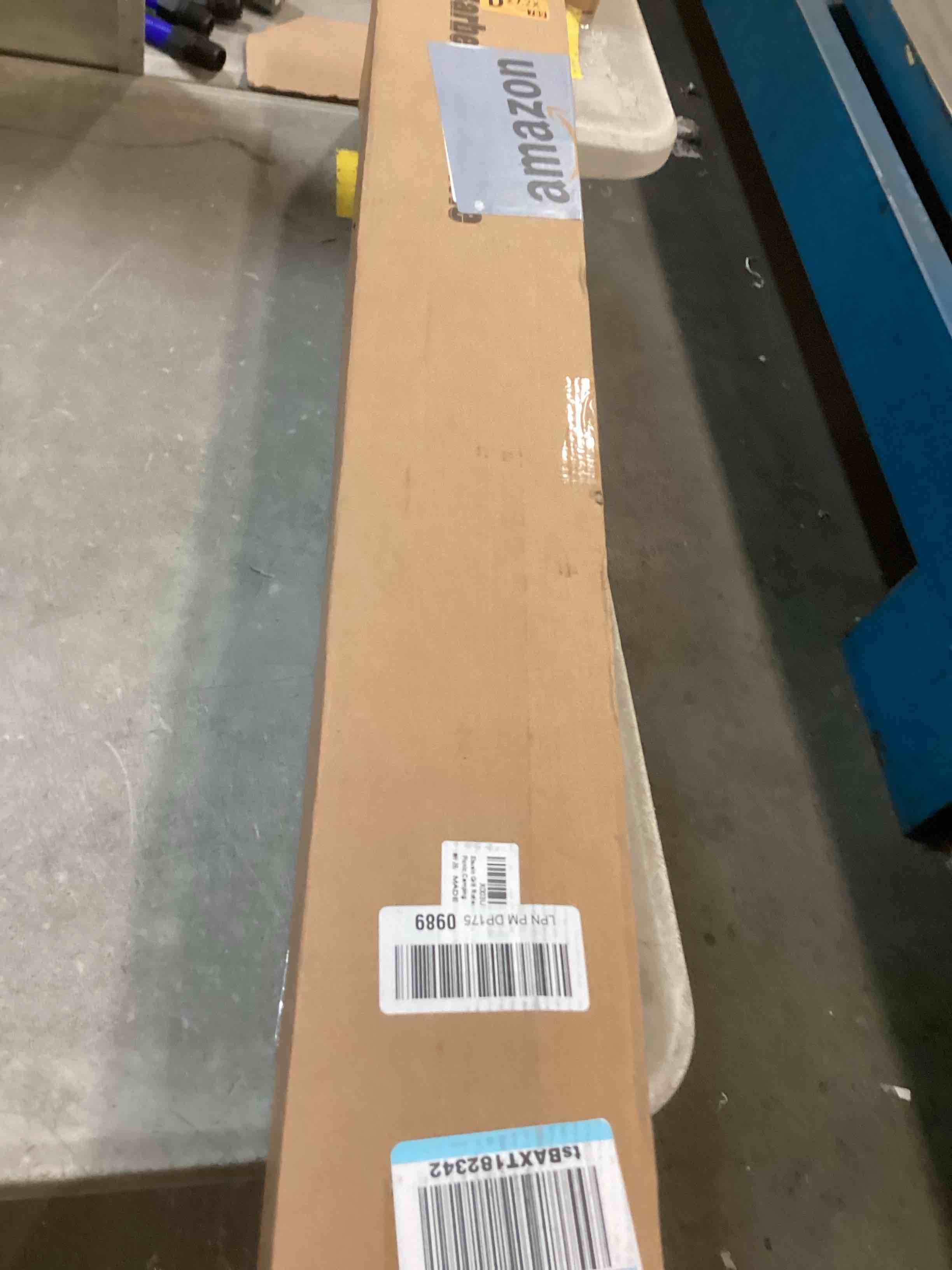 https://s3.amazonaws.com/lotting-images-prod/bidfta/TEA1306796_1741012646505.jpeg