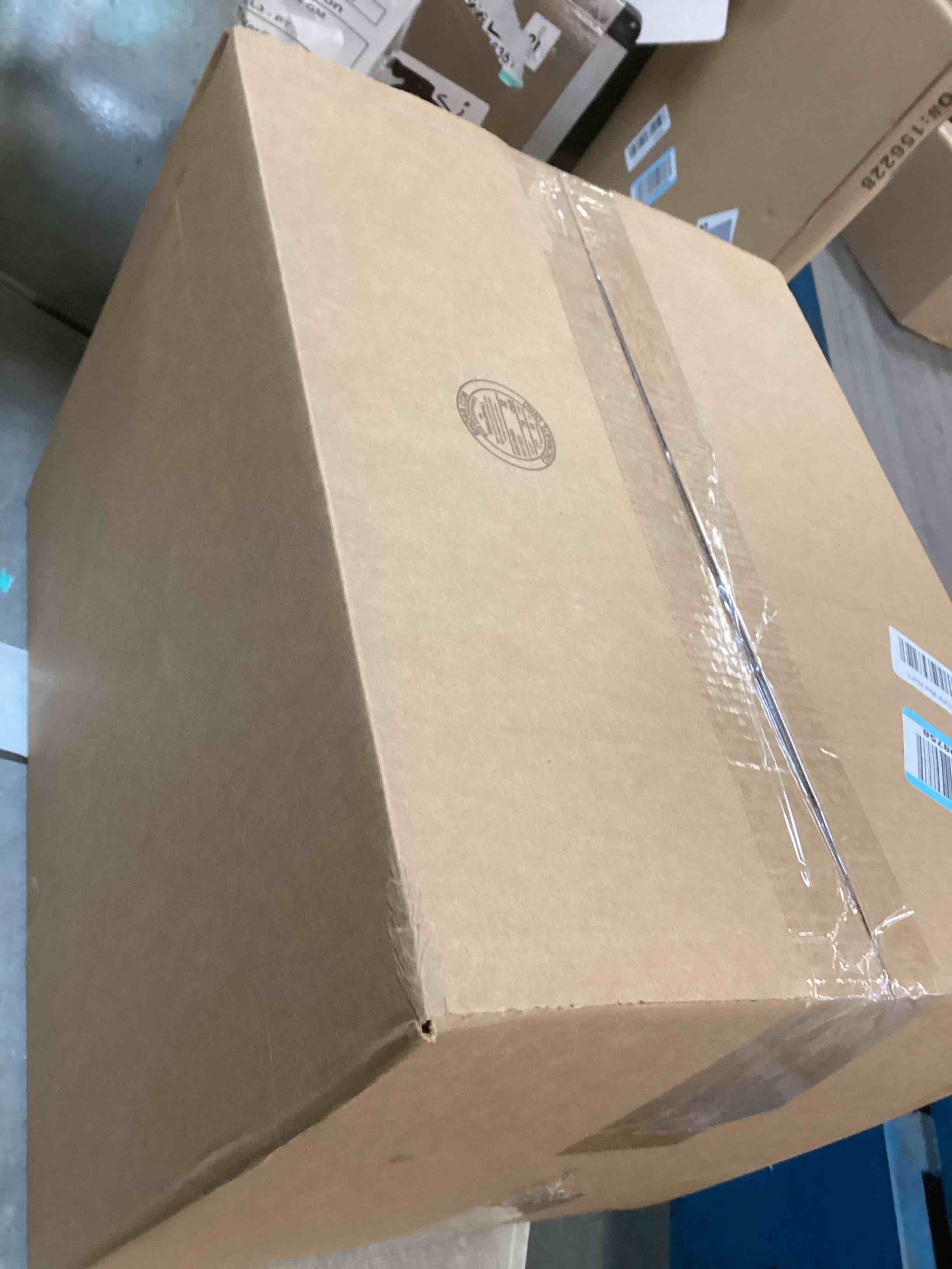 https://s3.amazonaws.com/lotting-images-prod/bidfta/TEA1307015_1741033732771.jpeg
