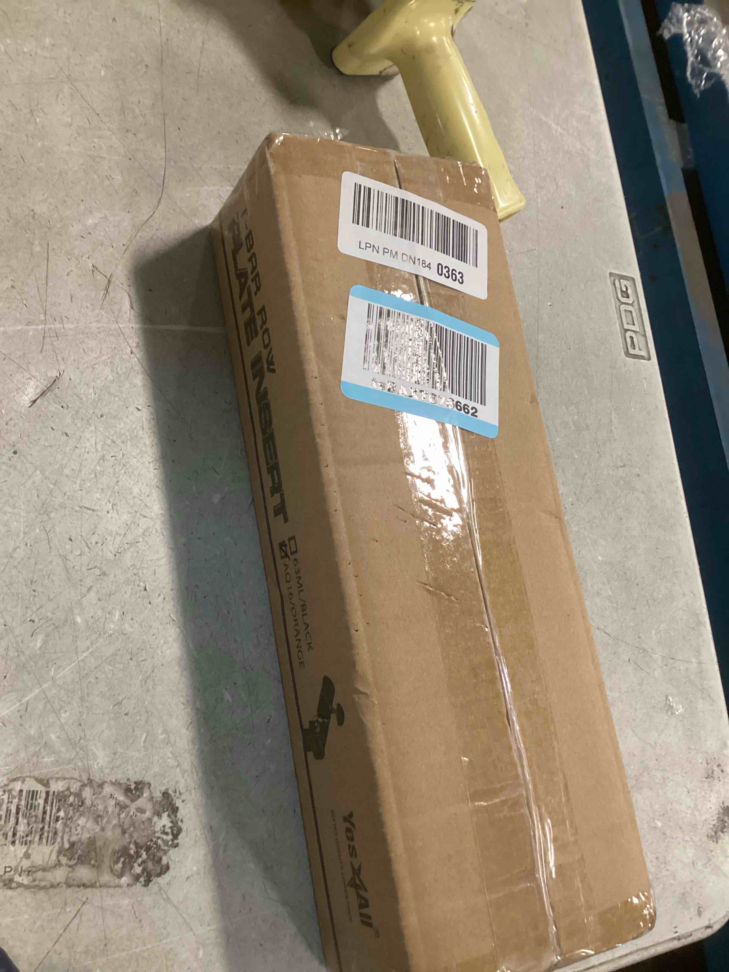 https://s3.amazonaws.com/lotting-images-prod/bidfta/TEA1307444_1741193500376.jpeg