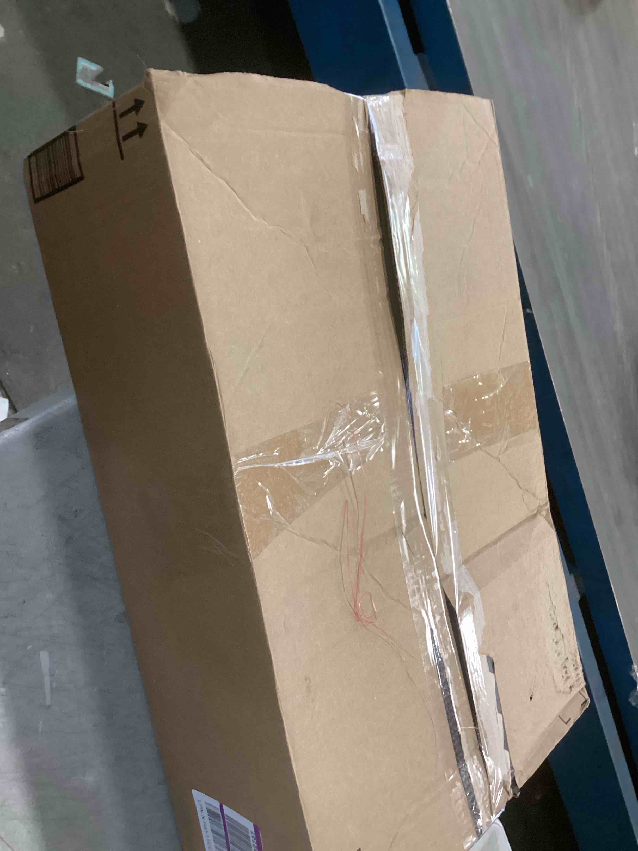 https://s3.amazonaws.com/lotting-images-prod/bidfta/TEA1307712_1741294707968.jpeg