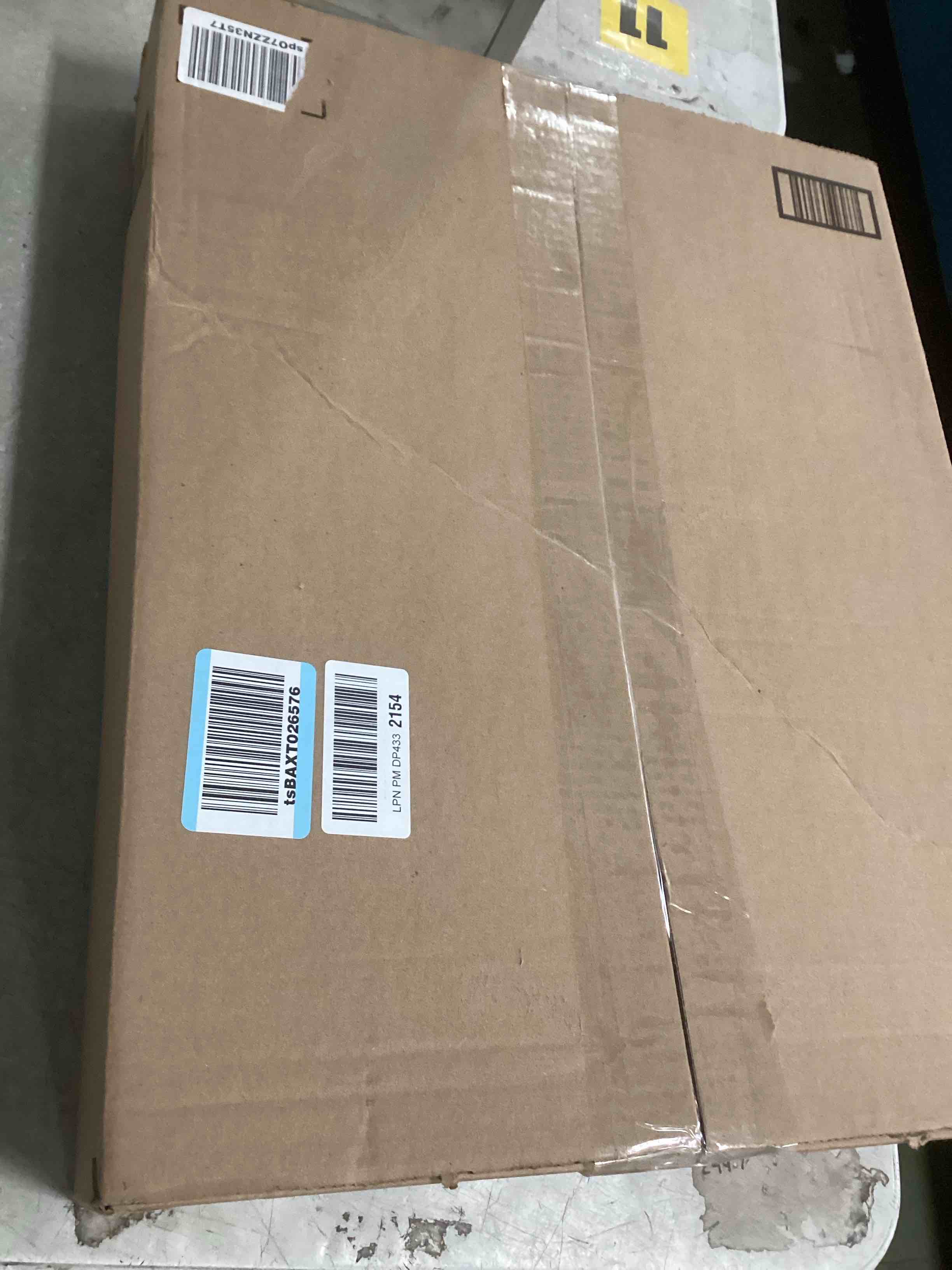 https://s3.amazonaws.com/lotting-images-prod/bidfta/TEA1307893_1741372513380.jpeg