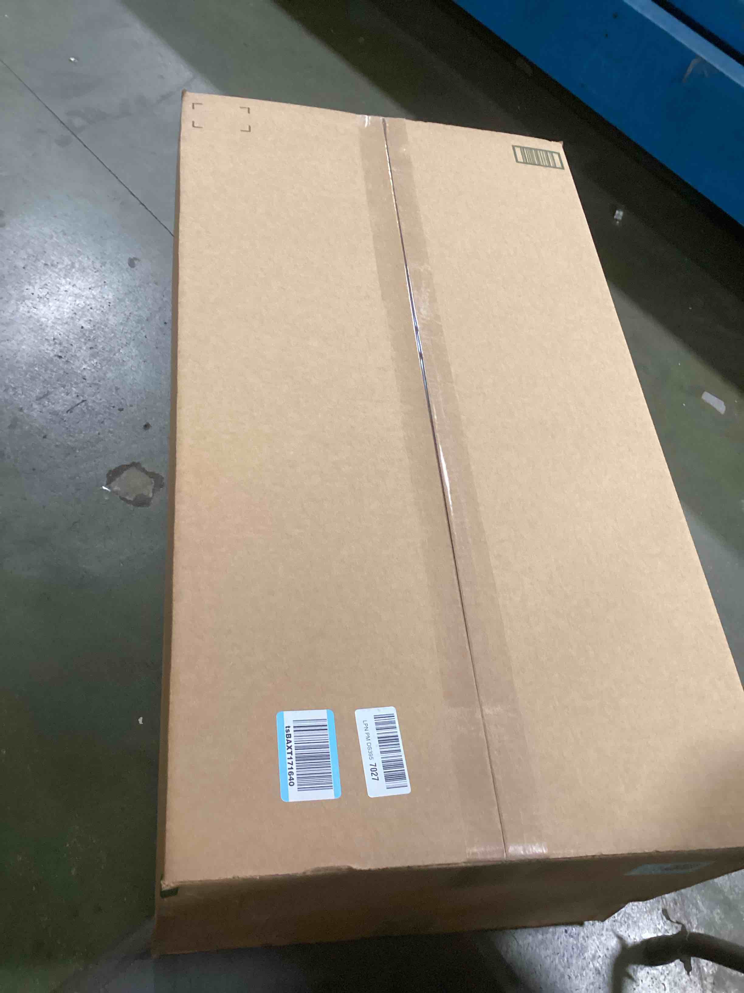 https://s3.amazonaws.com/lotting-images-prod/bidfta/TEA1308388_1741782866881.jpeg