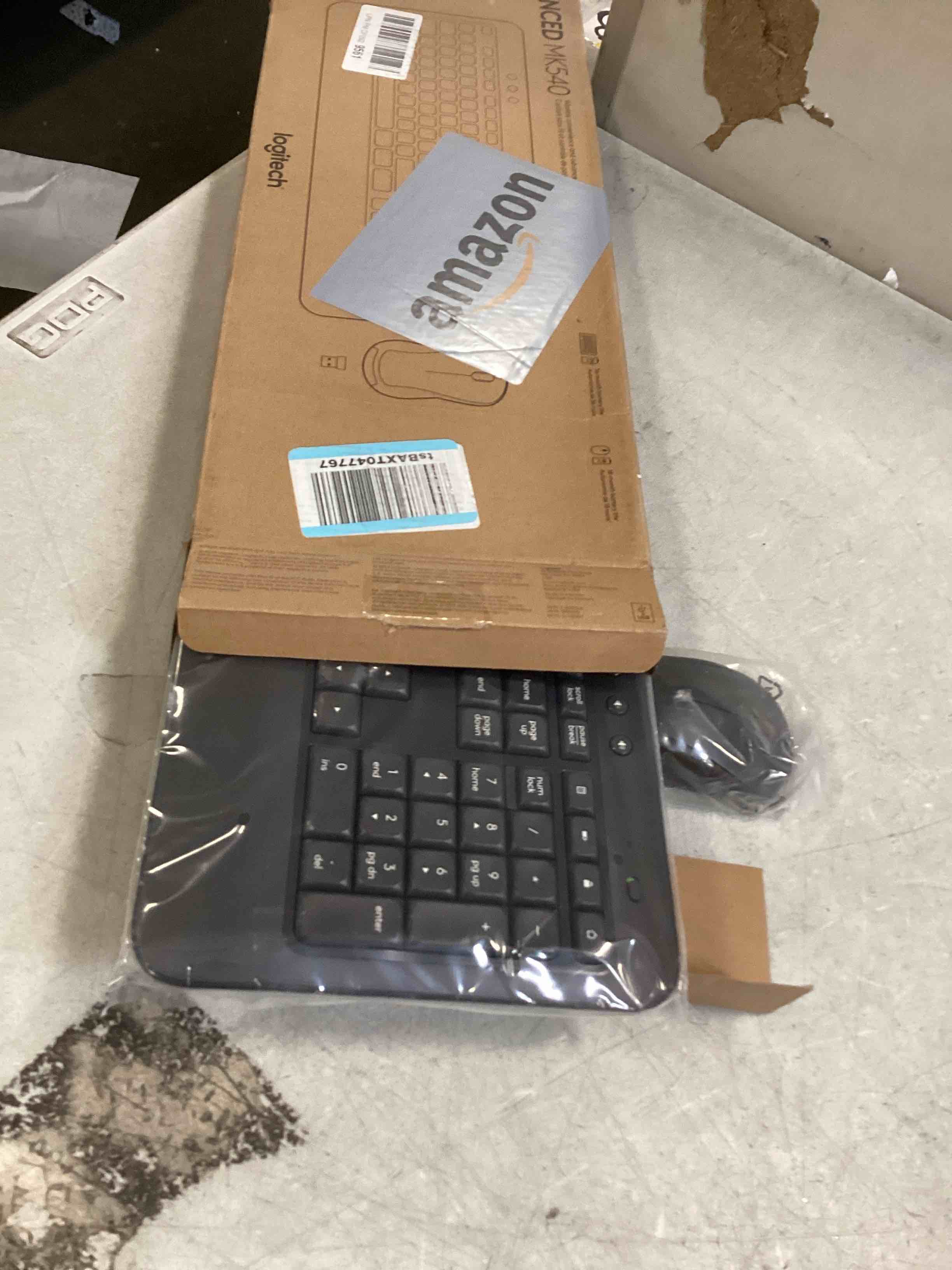 https://s3.amazonaws.com/lotting-images-prod/bidfta/TEA1308983_1741976721819.jpeg