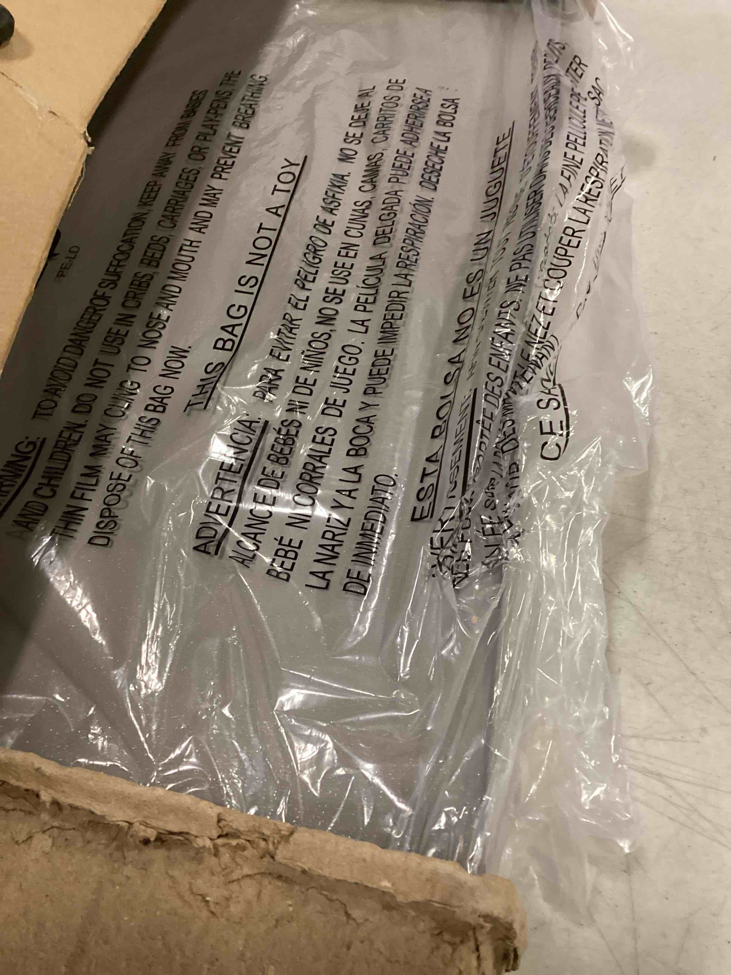 https://s3.amazonaws.com/lotting-images-prod/bidfta/TEA1309250_1740584143266.jpeg