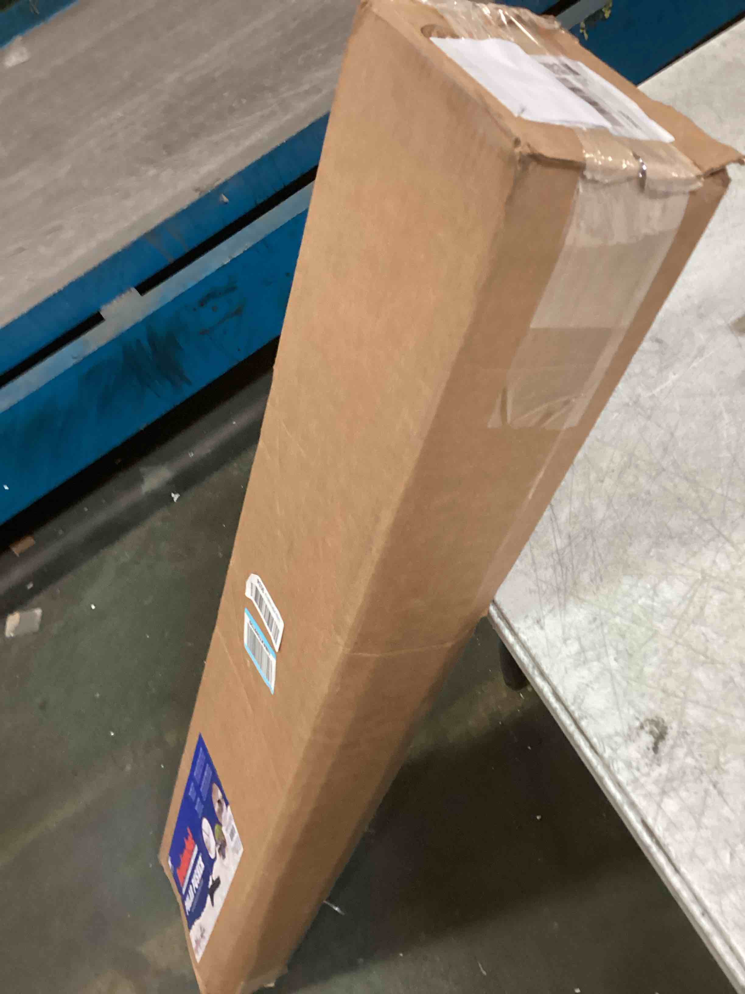 https://s3.amazonaws.com/lotting-images-prod/bidfta/TEA1310430_1741193562326.jpeg
