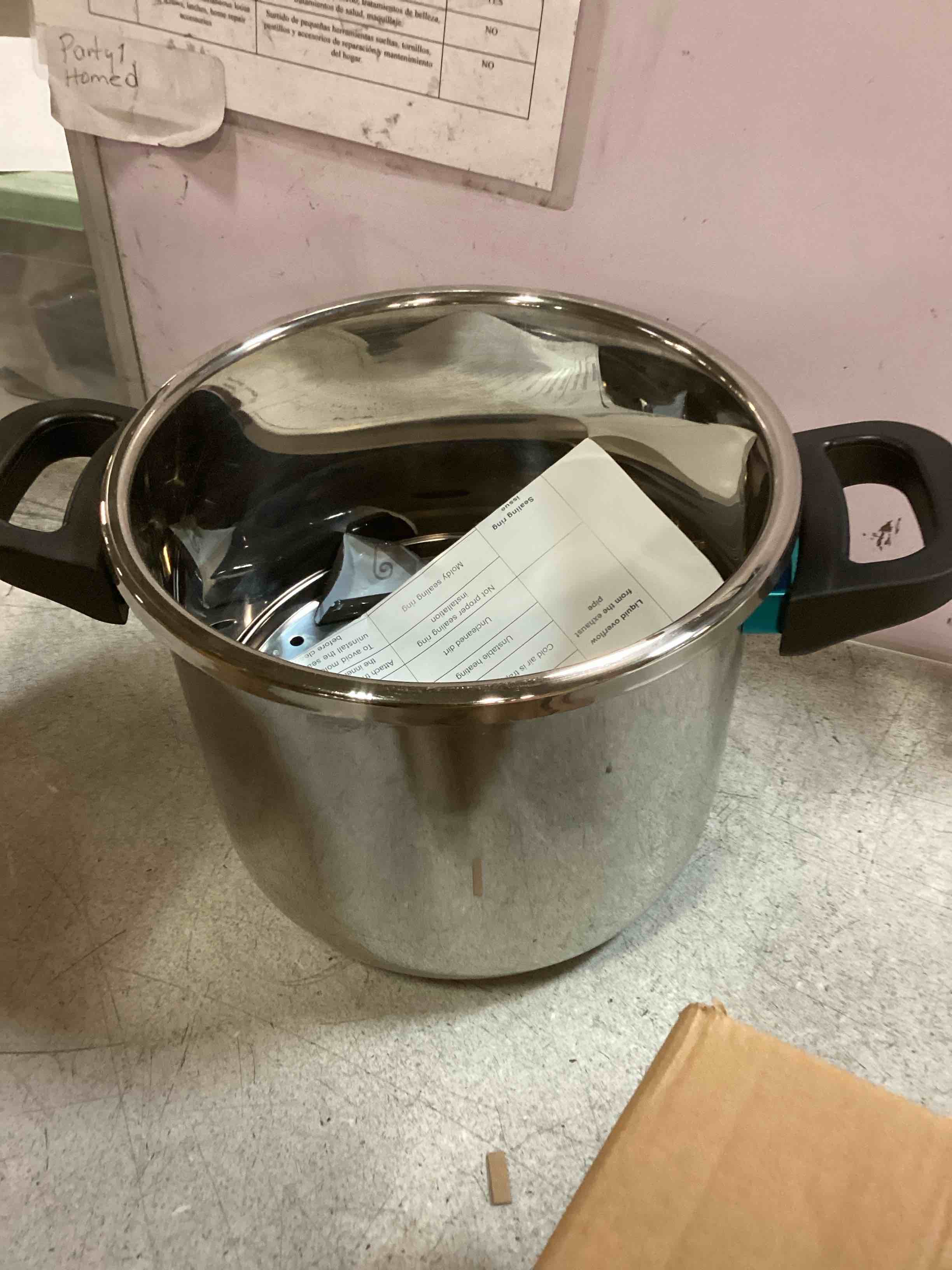 https://s3.amazonaws.com/lotting-images-prod/bidfta/TEA1310485_1741201571894.jpeg