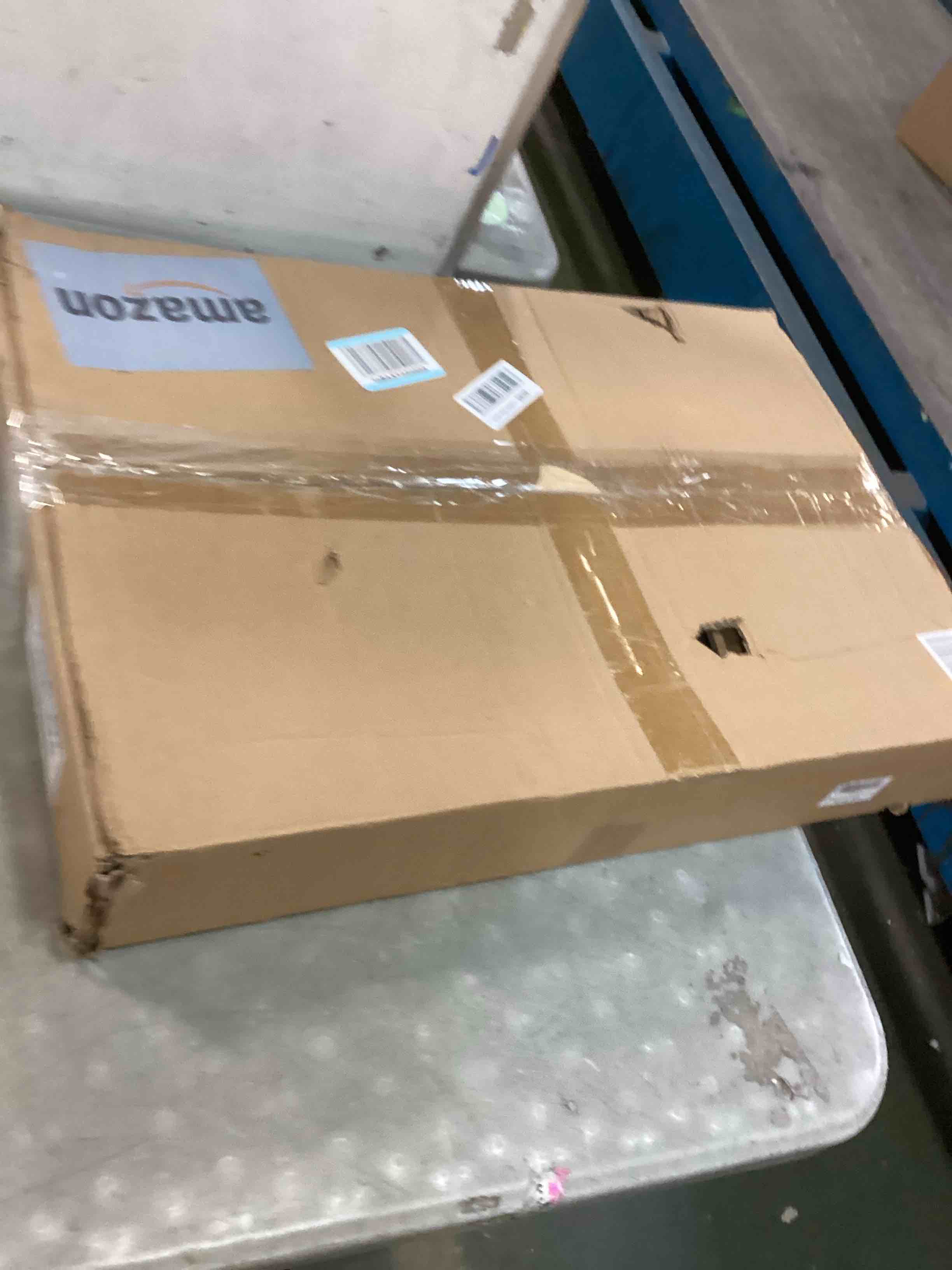 https://s3.amazonaws.com/lotting-images-prod/bidfta/TEA1310761_1741280877762.jpeg