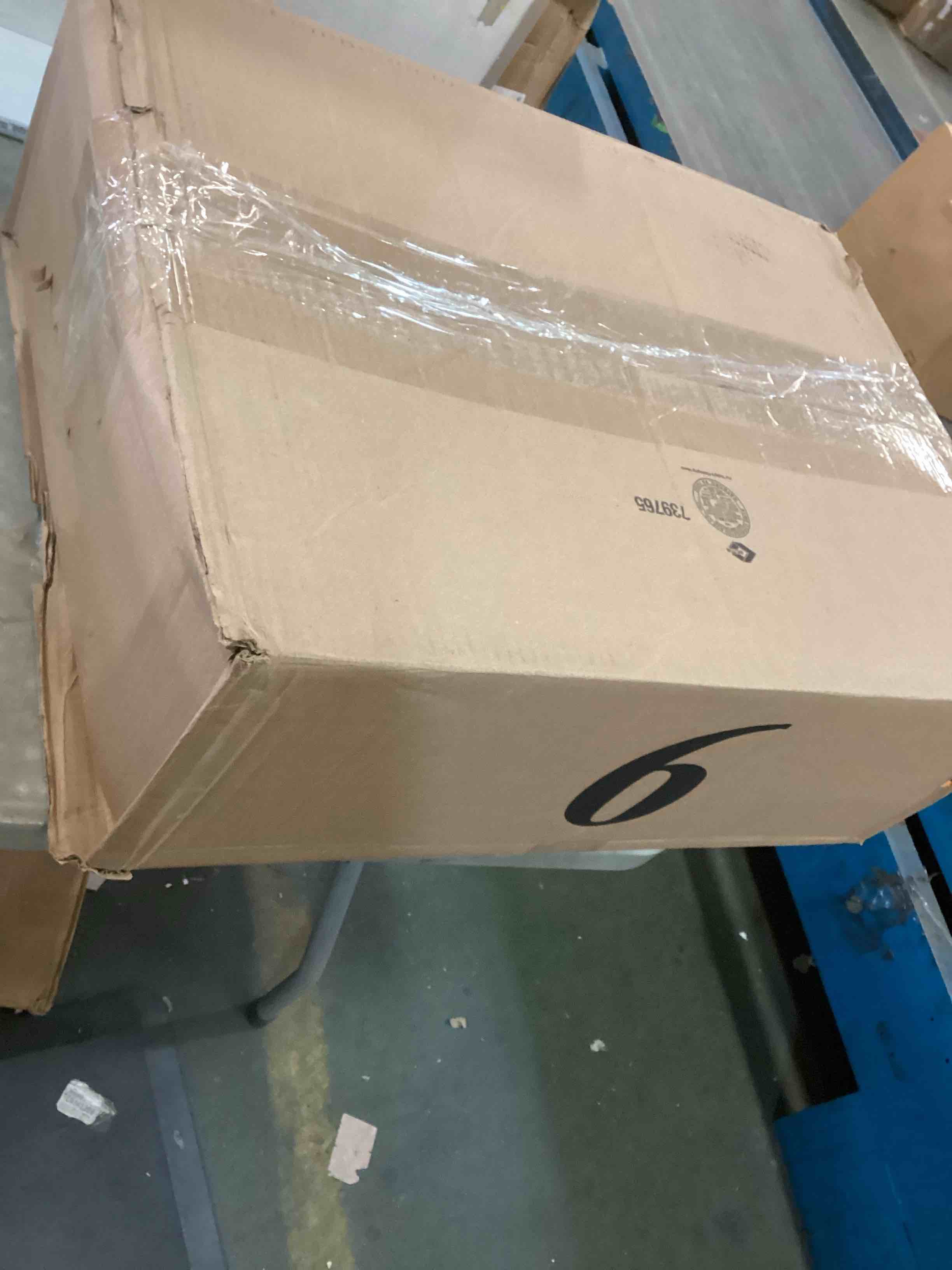https://s3.amazonaws.com/lotting-images-prod/bidfta/TEA1310777_1741285222574.jpeg