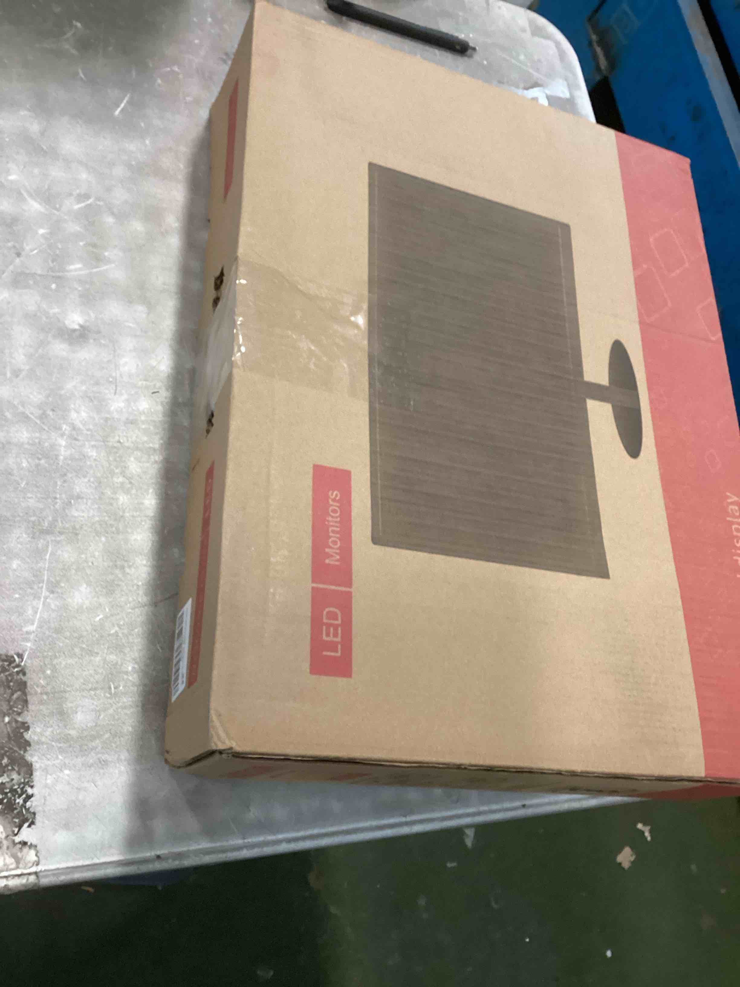 https://s3.amazonaws.com/lotting-images-prod/bidfta/TEA1311113_1741611480220.jpeg