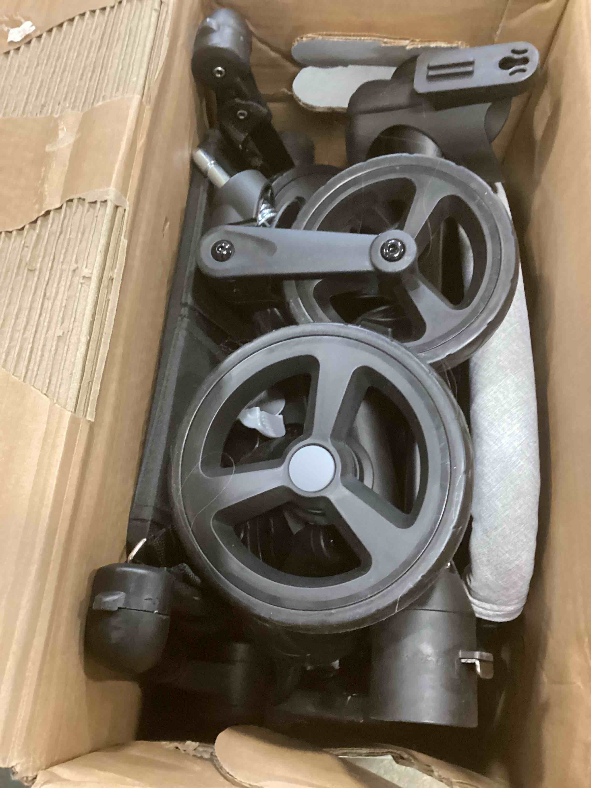 https://s3.amazonaws.com/lotting-images-prod/bidfta/TEA1311923_1741887880020.jpeg