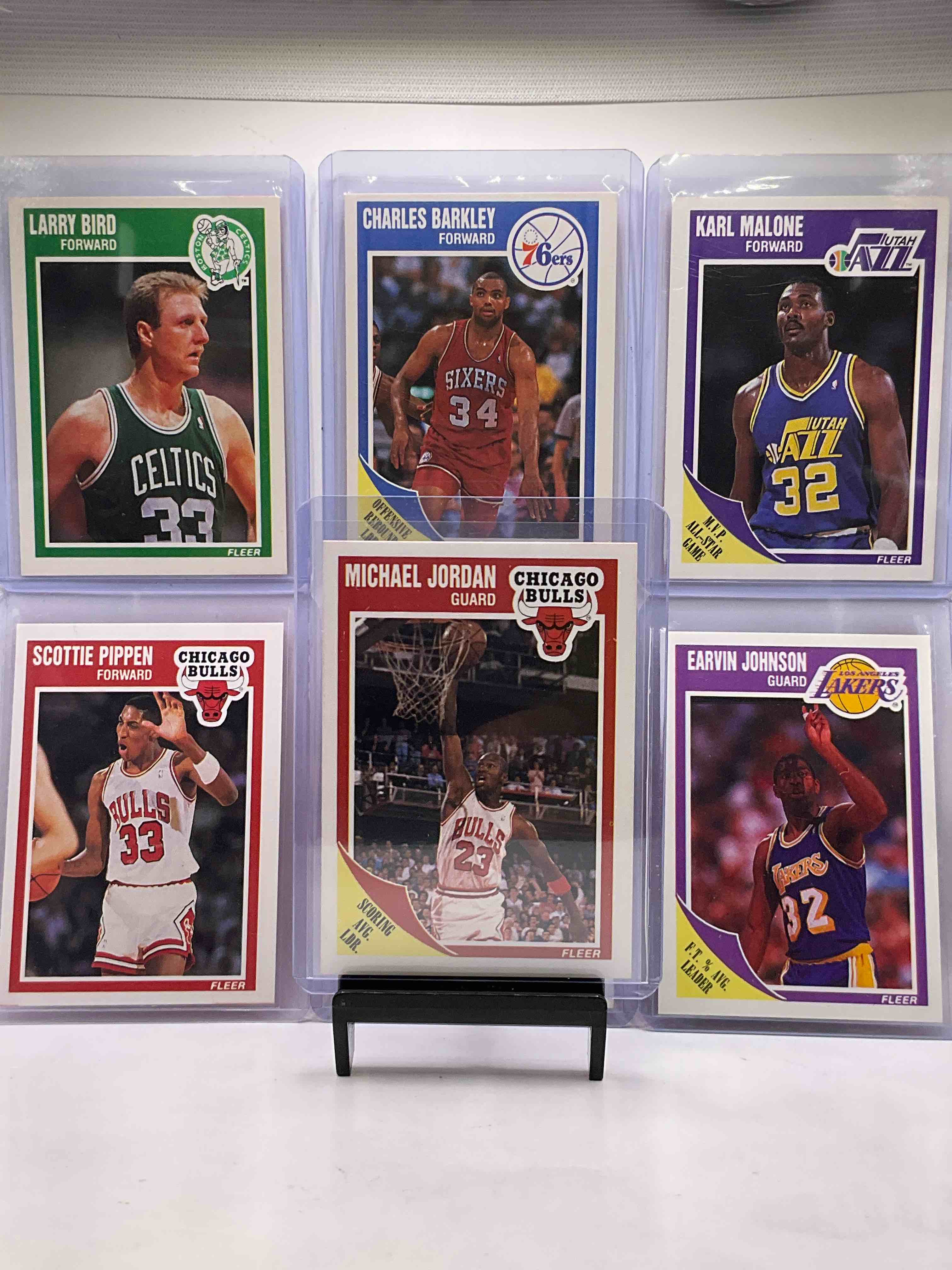 Holy Grail Basketball! 1989 Fleer Basketball Cards! 50 Card Craziness! One Of The Most Coveted Michael Jordan, Magic Johnson, Larry Bird, Scottie Pippen, Charles Barkley, Karl Malone & Clyde Drexler Cards! Along With Other Nice 1989 NBA Basketball Cards! Clyde Drexler, Reggie Miller, Akeem Olajuwon & More! These Cards Are Super Rare, Only 3 Years Off From A Jordan Rookie! Awesome Base Cards Combo! Wow! Mixed With A Variety Of Other Cards, Doesn’t Get Better Than This!