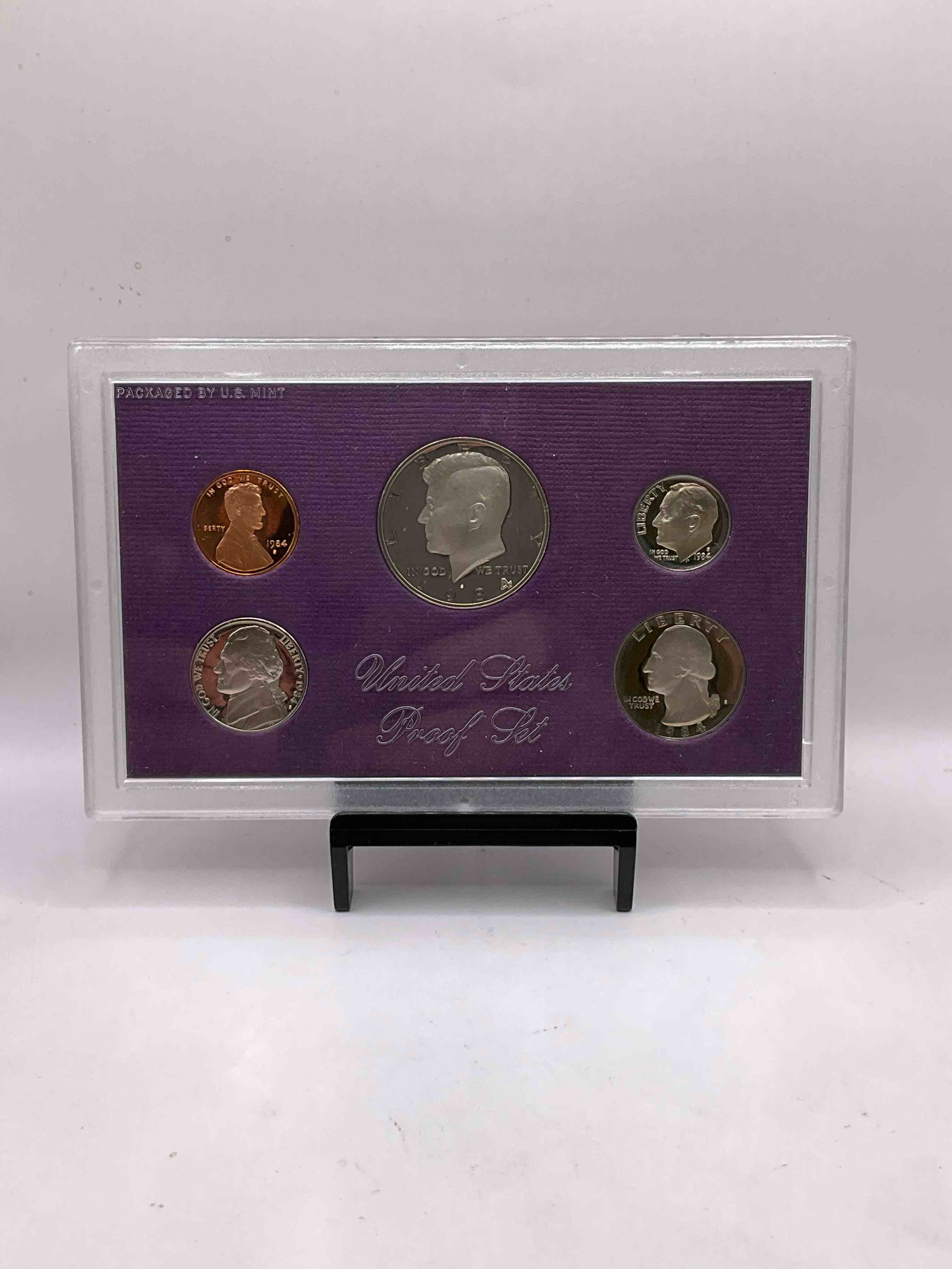 1984 Uncirculated U.S. Mint Set! What A Great Year! This Gorgeous Mint Set Features Each U.S. Coin Minted in 1984 In Uncirculated Condition, Mounted In A Beautiful Display & Case Direct From The U.S. Mint! Own An Awesome Investment & Incredible Piece Of U.S. History! Also Makes For An Awesome Gift!