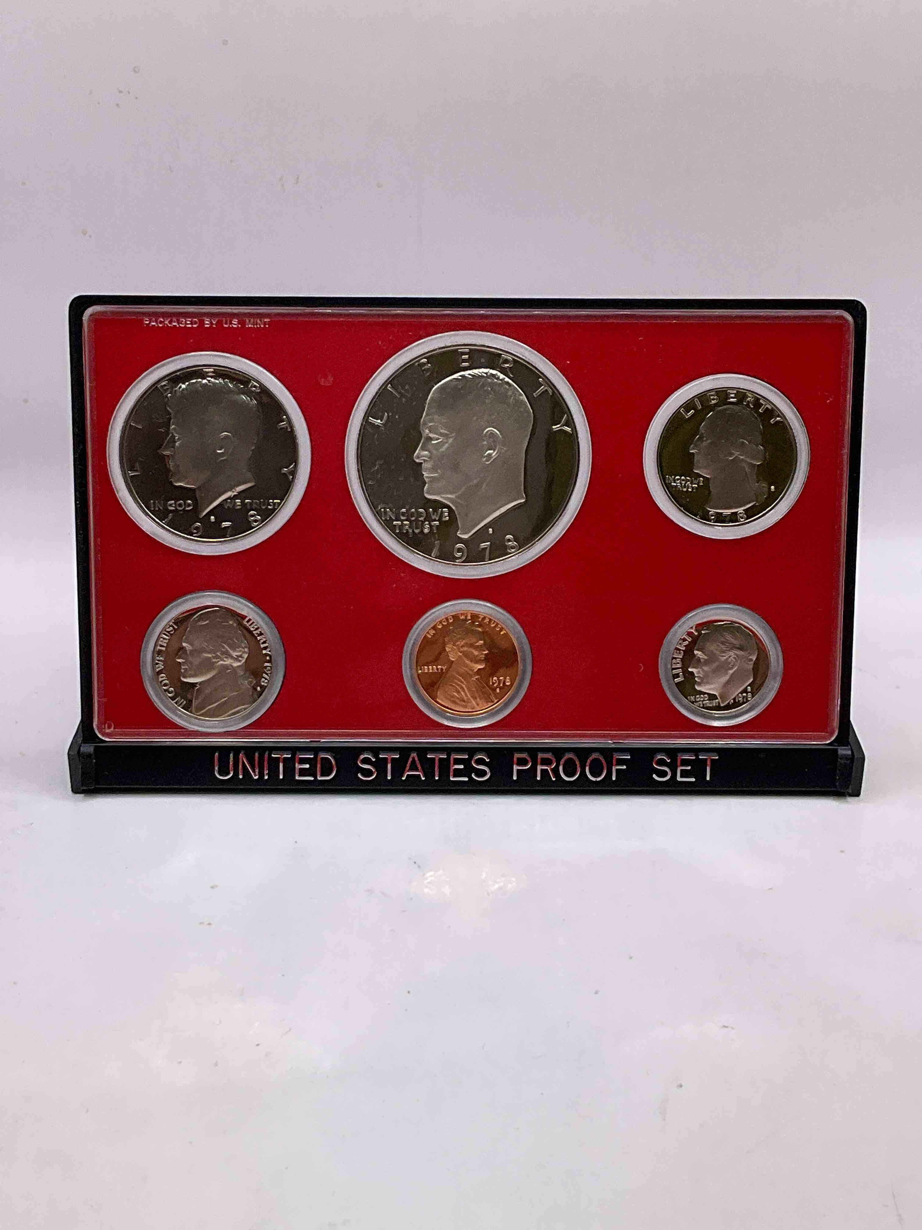1978 Uncirculated U.S. Mint Set! What A Great Year! This Gorgeous Mint Set Features Each U.S. Coin Minted in 1978 In Uncirculated Condition, Mounted In A Beautiful Display & Case Direct From The U.S. Mint! Own An Awesome Investment & Incredible Piece Of U.S. History! Also Makes For An Awesome Gift!
