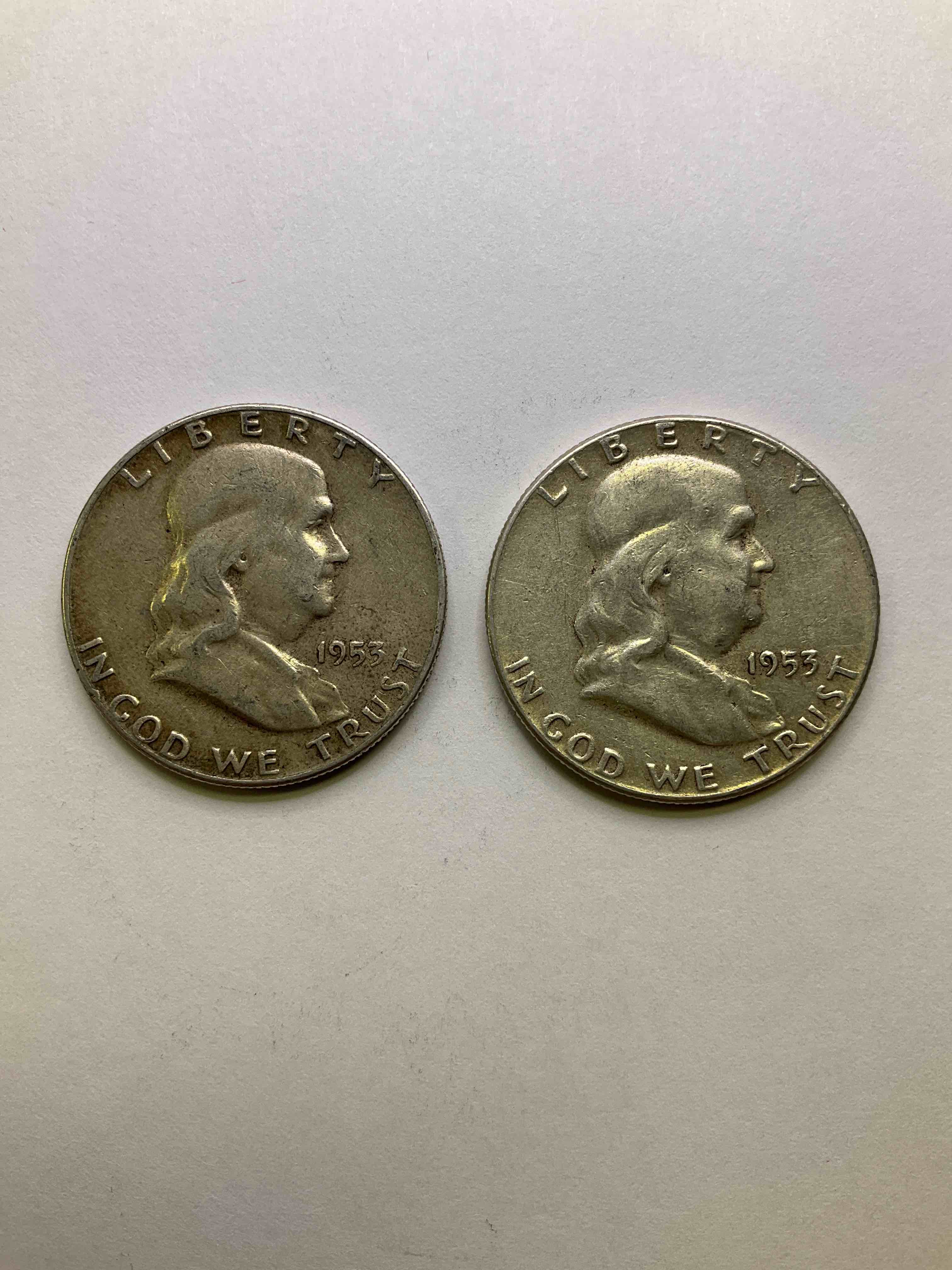 Ben Franklin Silver! Rare 1953 P Mint! Before 1965 American Half Dollars Were Actually Silver, Here Are Two Gorgeous Examples Of Rare 1953 Rare Philadelphia Mint Ben Franklin Silver Half Dollars In Nice Condition! Great For Investing In Precious Metals, & 1953 P Is A Very Rare Year/Mint For These Coins! These Heavy Half Dollars Were Minted At 90% Silver and 10% Copper, Giving Them A Net Weight Of .36169 Ounces Of Pure Silver Per Coin!