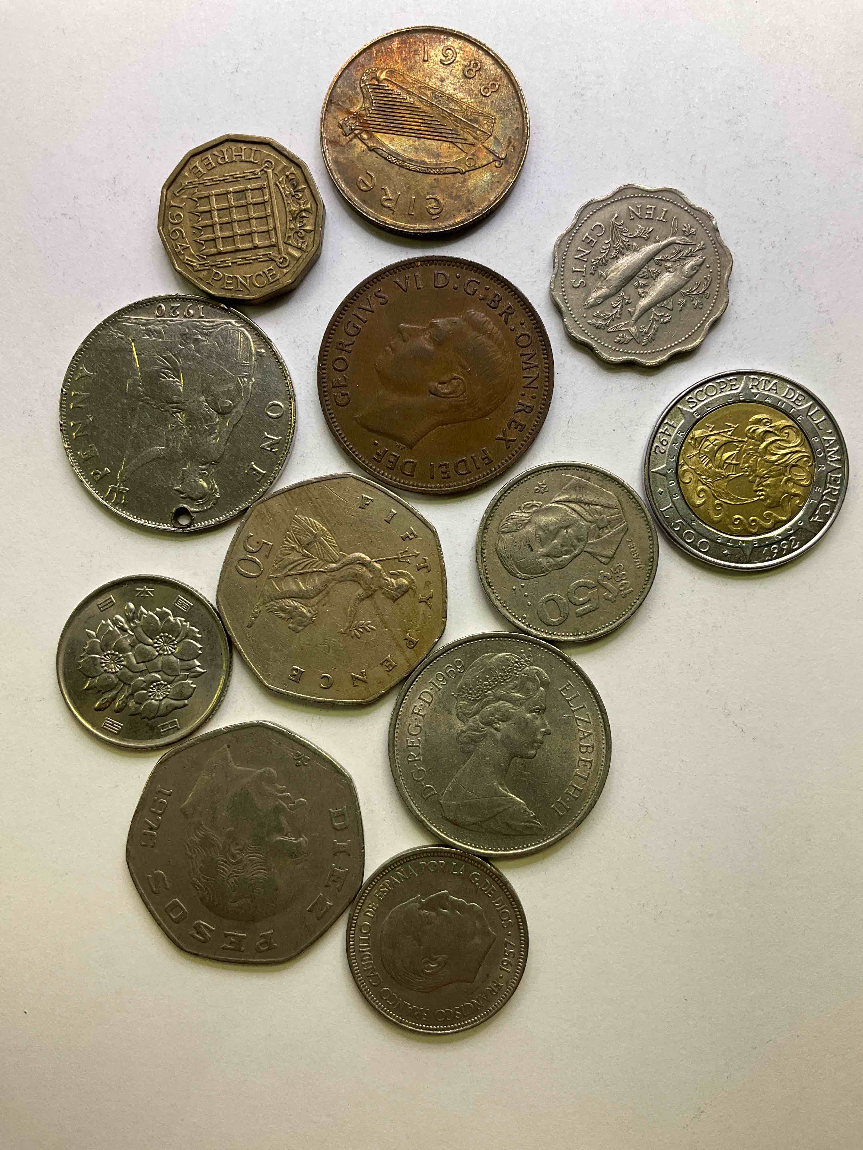 World Coins, Antique & Vintage! Many Different Years, Countries & Exotic Places. This Cool Collection Of Antique Coins From Around The World Is Loads Of Fun! Have Fun Identifying Each Coin & Country As A great Educational Tool! A Great Investment Too!