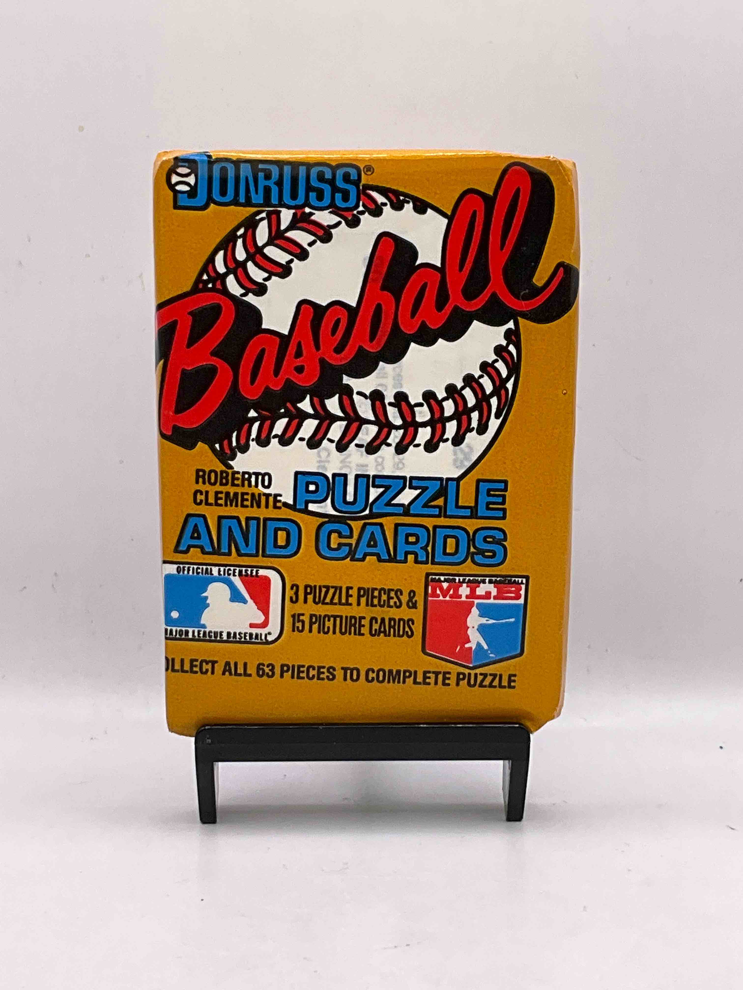 Absolutely Fully Loaded! 1987 Donruss Baseball Unopened Collectible Sports Trading Card Wax Pack, Direct From Original Retail Case. This Year Is Loaded With Rookies! Search For Rookies From Greg Maddox (PSA 10 Value $200+), Barry Bonds (PSA 10 Value $150+), Bo Jackson (PSA 10 Value $175+), Mark McGwire Rated Rookie & More! These Packs Are Drying Up & Getting Very Hard To Find!