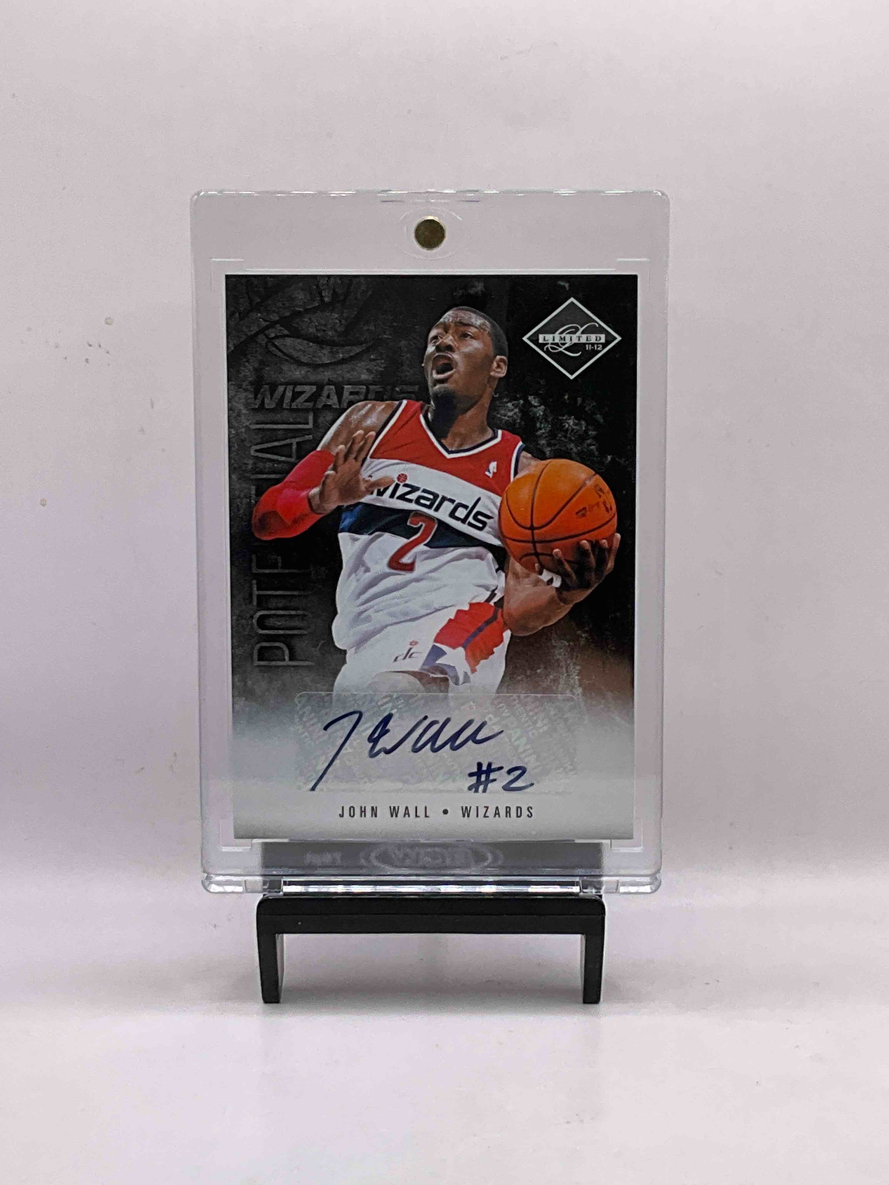 Wildcats In The NBA! John Wall Insane Signature Limited Card, 01/25… Meaning It’s Number 1 Of Only 25 Ever Made! First Of This Card! Along With Many Other UK Alumni! Reed Sheppard Rookie, Anthony Davis, KAT, Brandon Knight & So Many More! Insane Bundle!