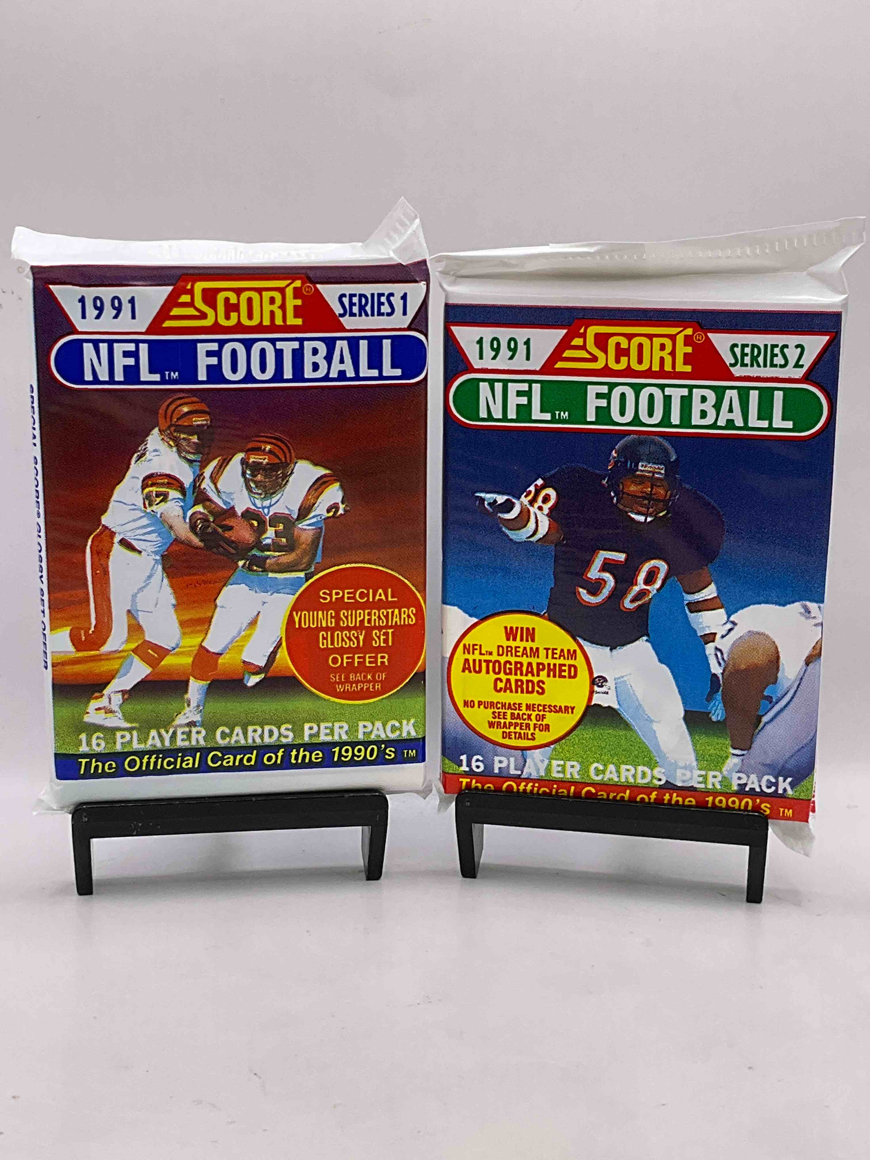 1991 NFL Score Football Sealed Card Pack, Direct From Original Retail Case! These Cards Are Sought After By Collectors For Their Awesome, Nostalgic Look. Search For Brett Favre Rookie, Early Jerry Rice, Early Emmit Smith, Joe Montana & So Much More!