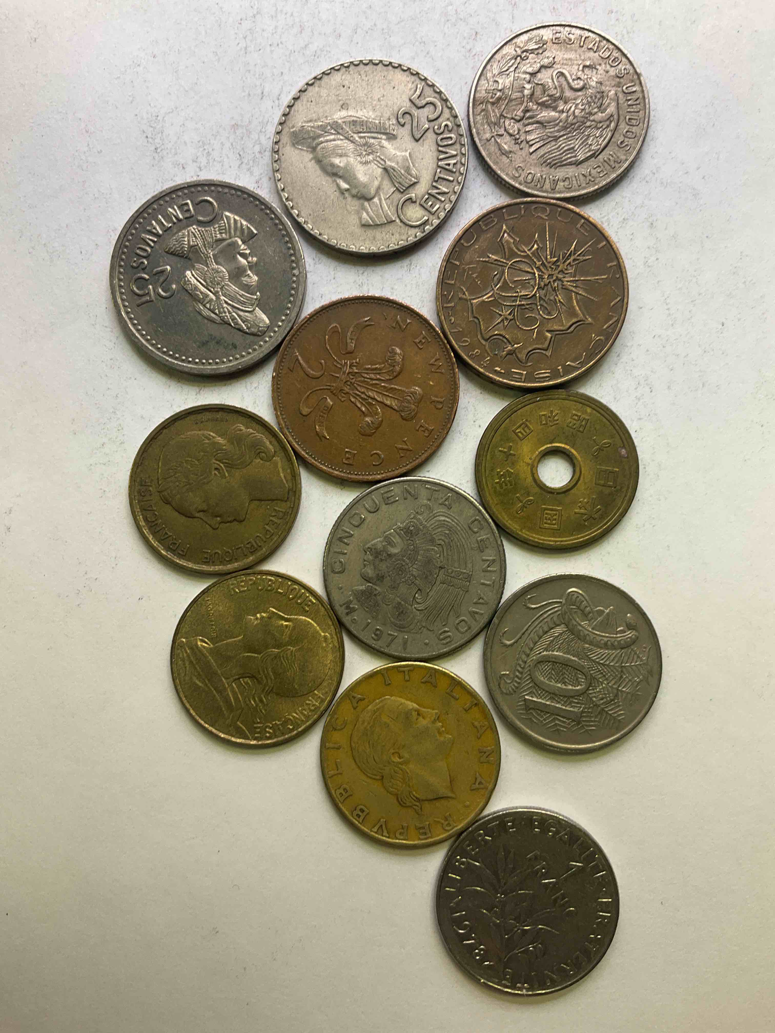 World Coins, Antique & Vintage! Many Different Years, Countries & Exotic Places. This Cool Collection Of Antique Coins From Around The World Is Loads Of Fun! Have Fun Identifying Each Coin & Country As A great Educational Tool! A Great Investment Too!