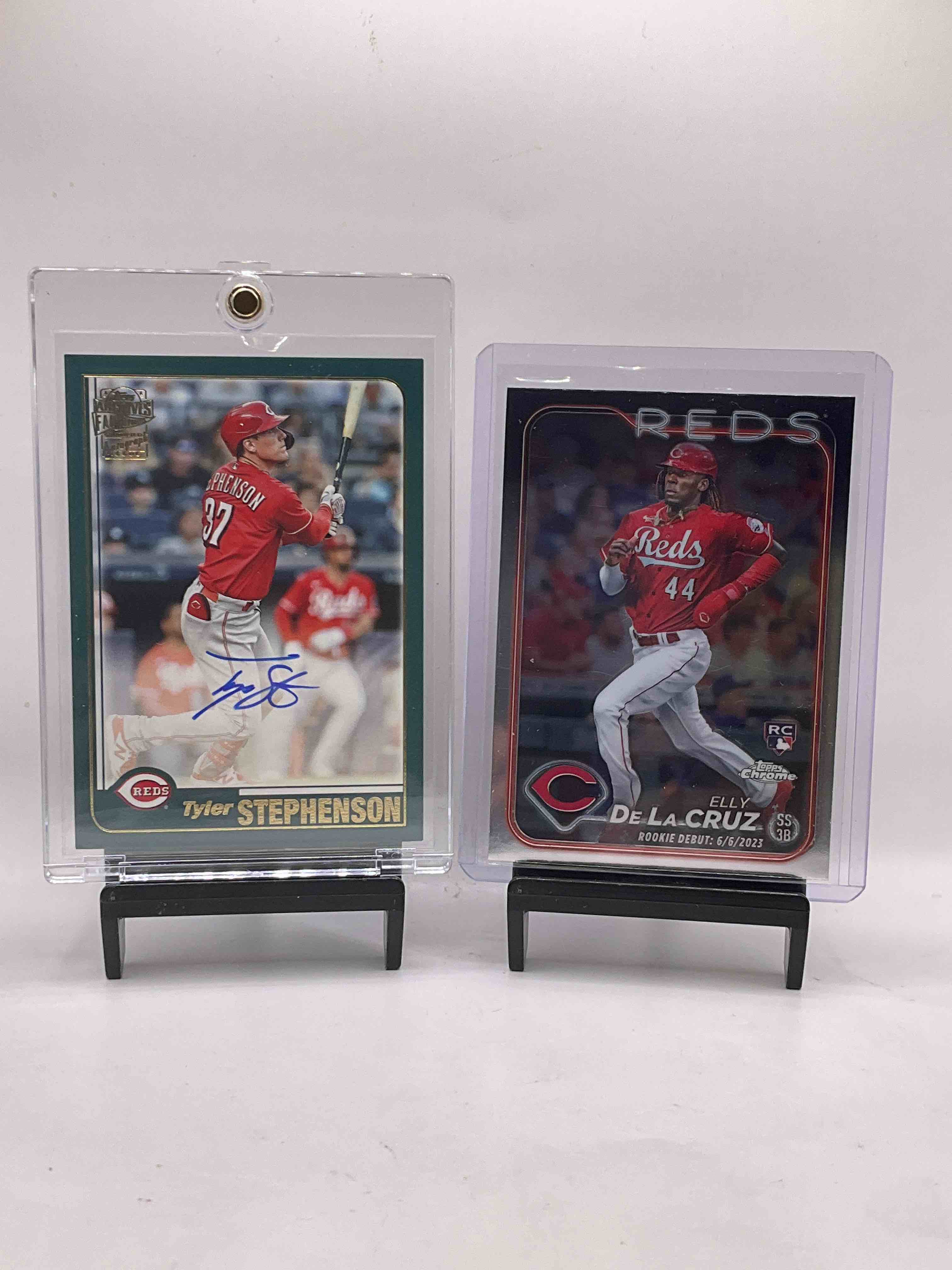 Reds Extravaganza! Tyler Stephenson Topps Archives Signature Card, Black Topps Chrome Elly De La Cruz Rookie, Jonathan Pink Topps Chrome, Votto, Tanner, Cruz, Hollan, Steer & So Much More! Just In Time For The Season!