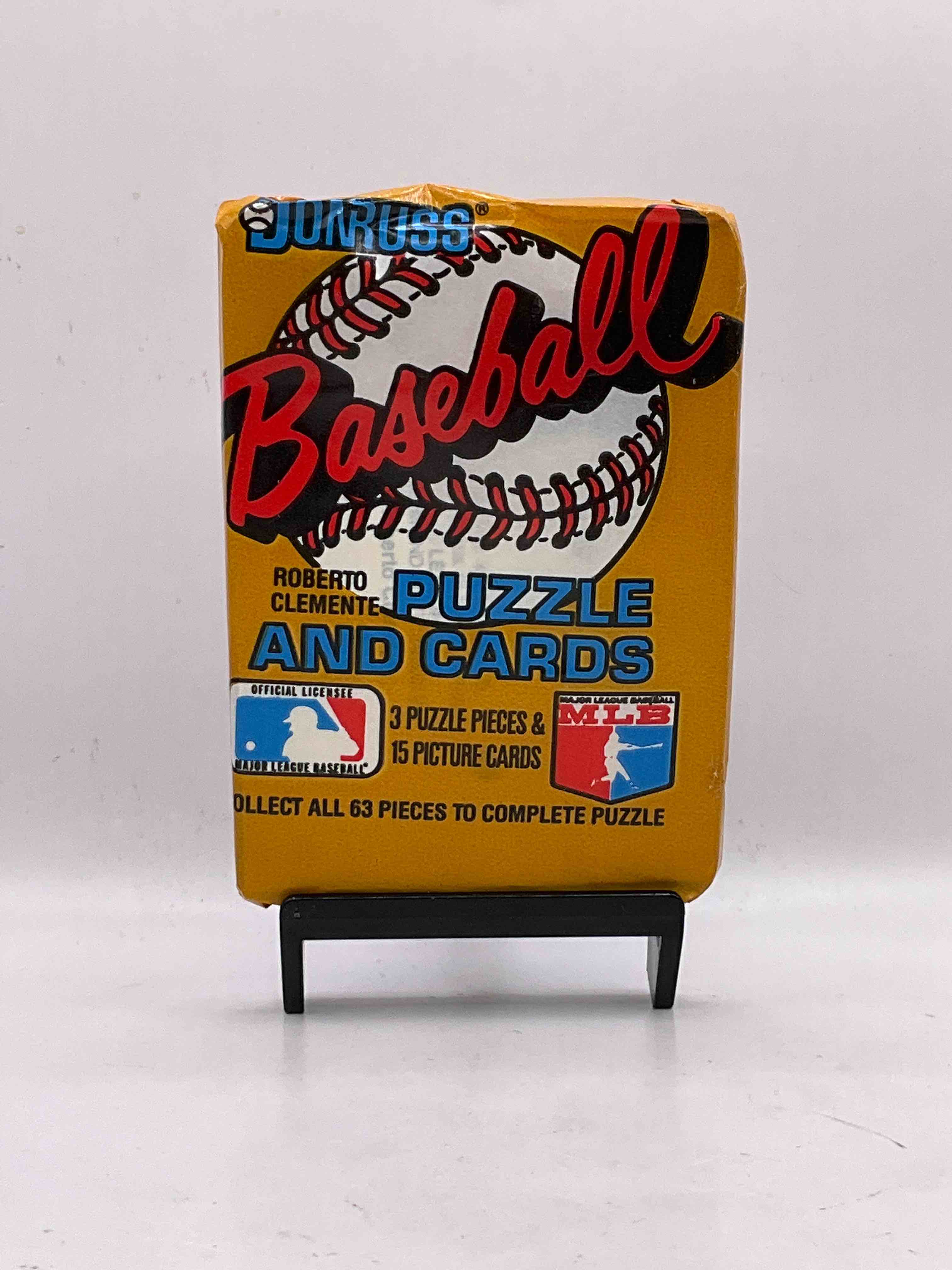 Absolutely Fully Loaded! 1987 Donruss Baseball Unopened Collectible Sports Trading Card Wax Pack, Direct From Original Retail Case. This Year Is Loaded With Rookies! Search For Rookies From Greg Maddox (PSA 10 Value $200+), Barry Bonds (PSA 10 Value $150+), Bo Jackson (PSA 10 Value $175+), Mark McGwire Rated Rookie & More! These Packs Are Drying Up & Getting Very Hard To Find!